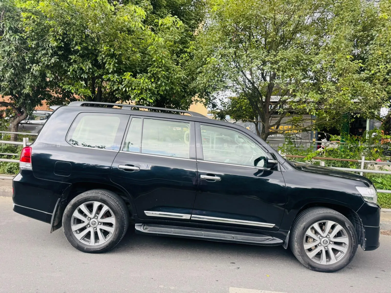 Toyota Land cruiser Prado v8 vxr 5
