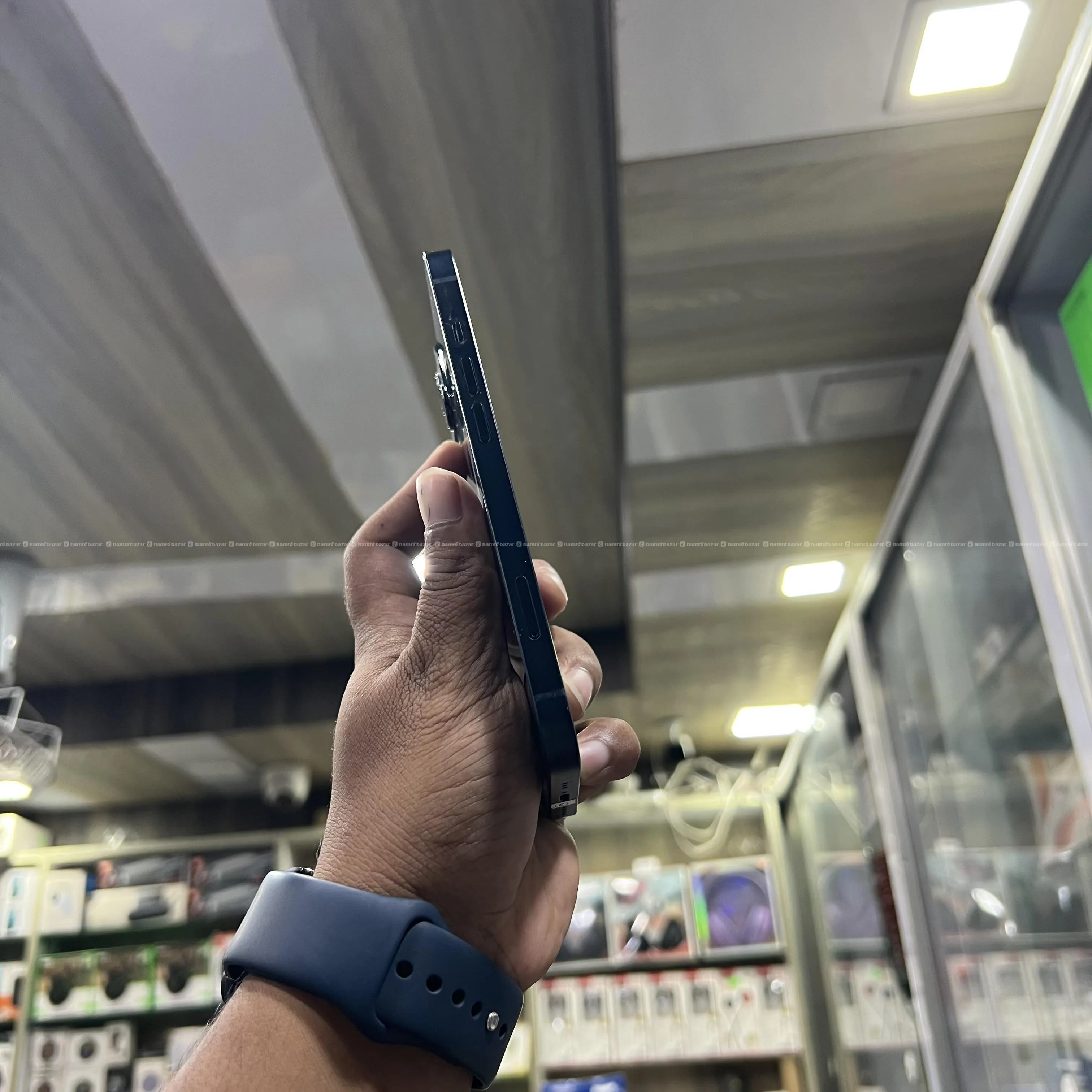 iPhone 13 - 128gb - Available Now 4