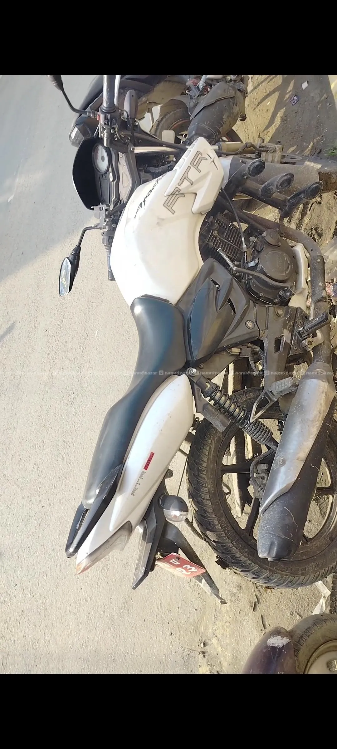 Apache RTR 180cc bike 4