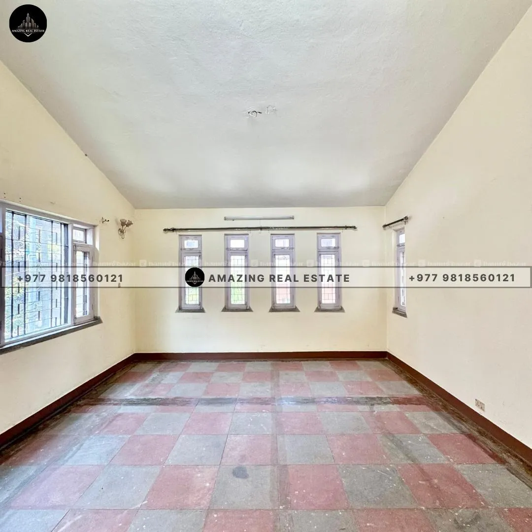 KUPONDOLE – HOUSE FOR OFFICE ON RENT 2