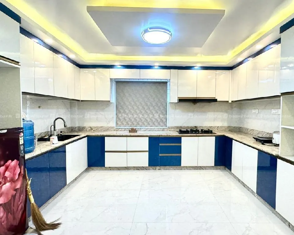 🏡 Ultra-LuxuriousBungalow For Rent !!
📍Golfutar 2