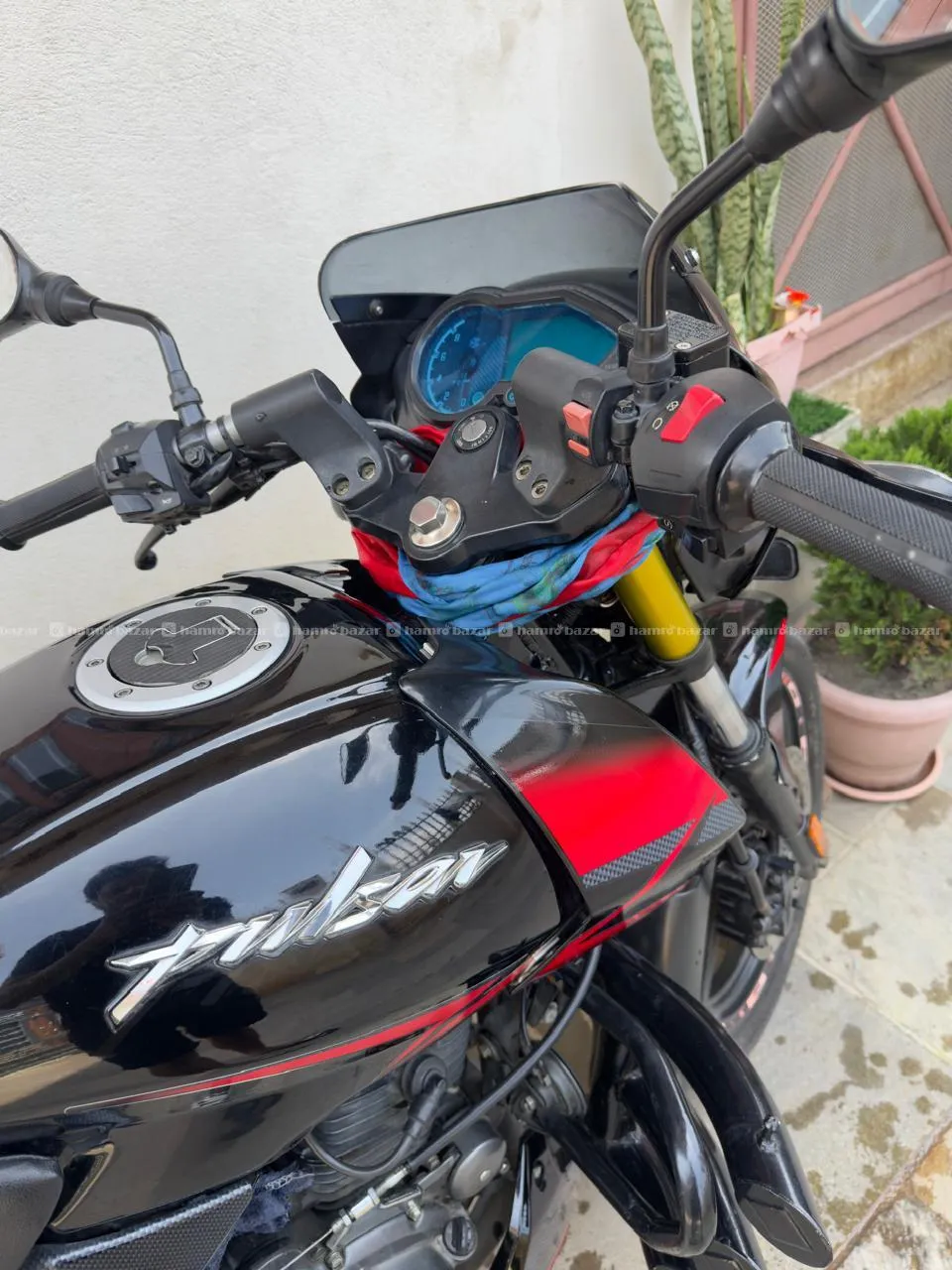 pulsar 150 4