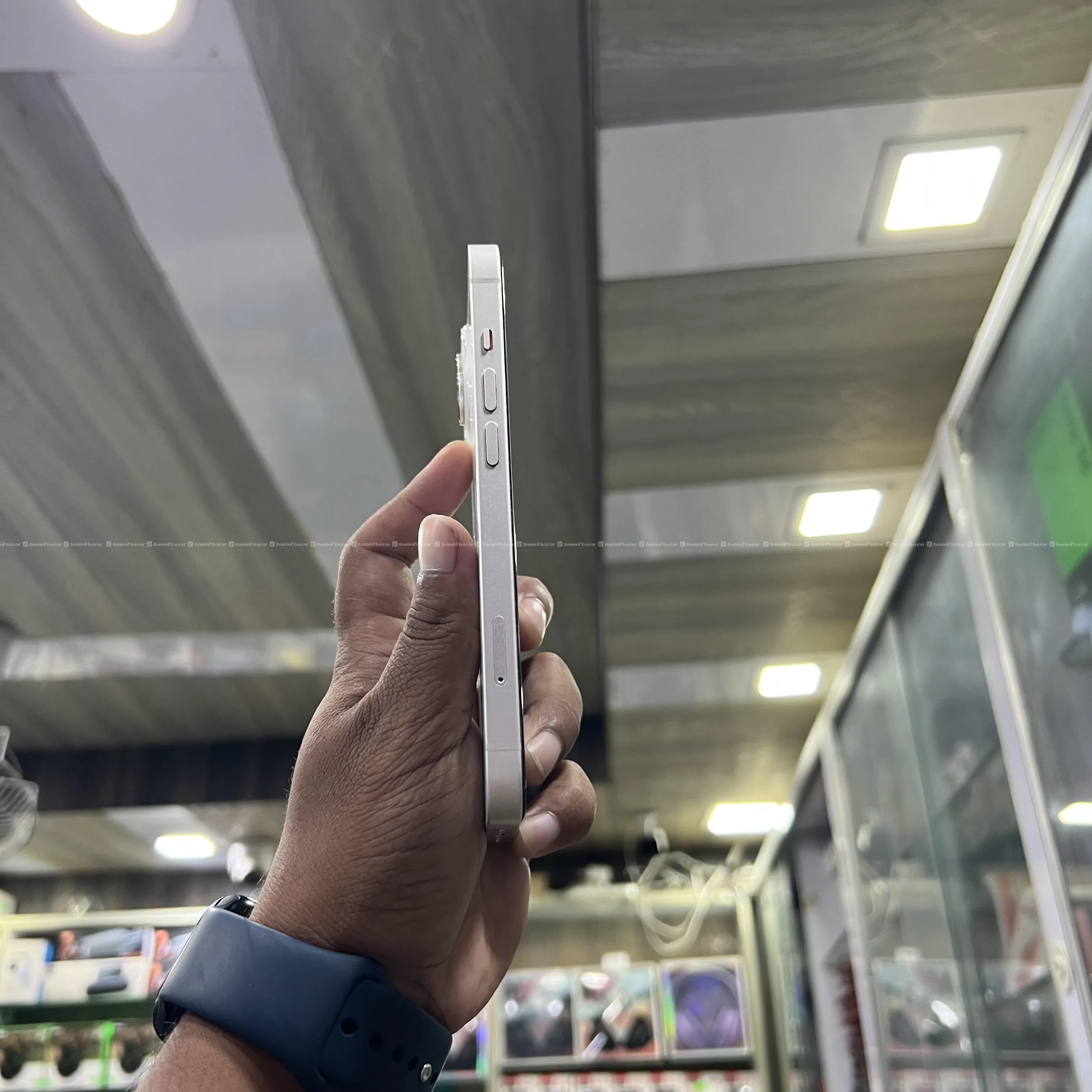 iPhone 14 - 128gb - With Box 4