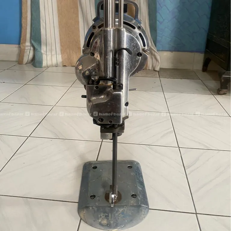 Cloth Cutting Machine 2
