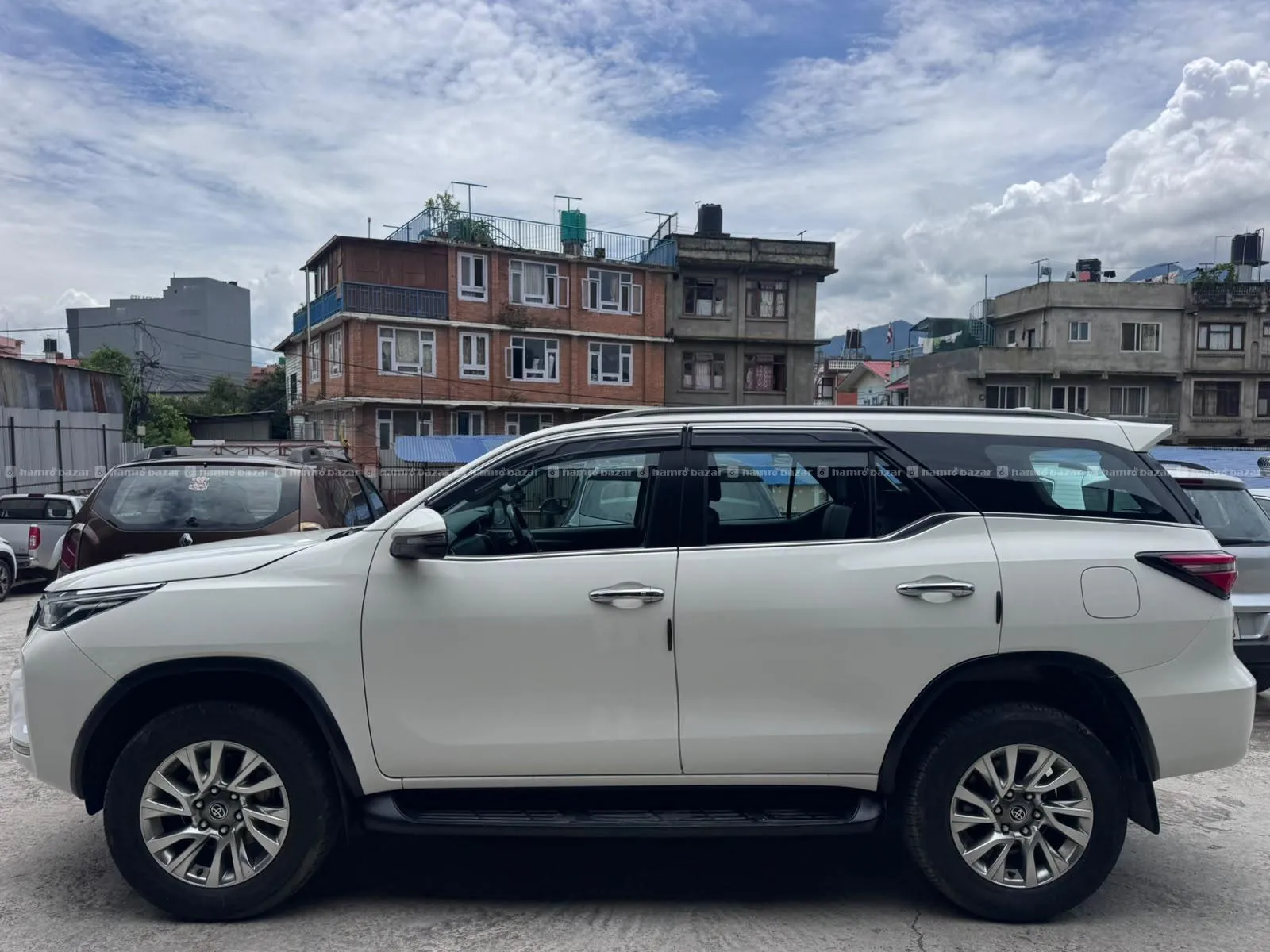 Toyota Fortuner 2
