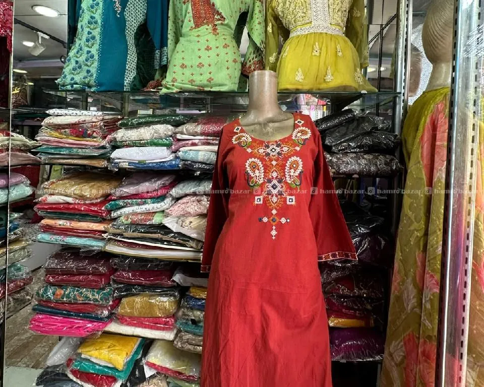 ladies kurtha shop for sale 5
