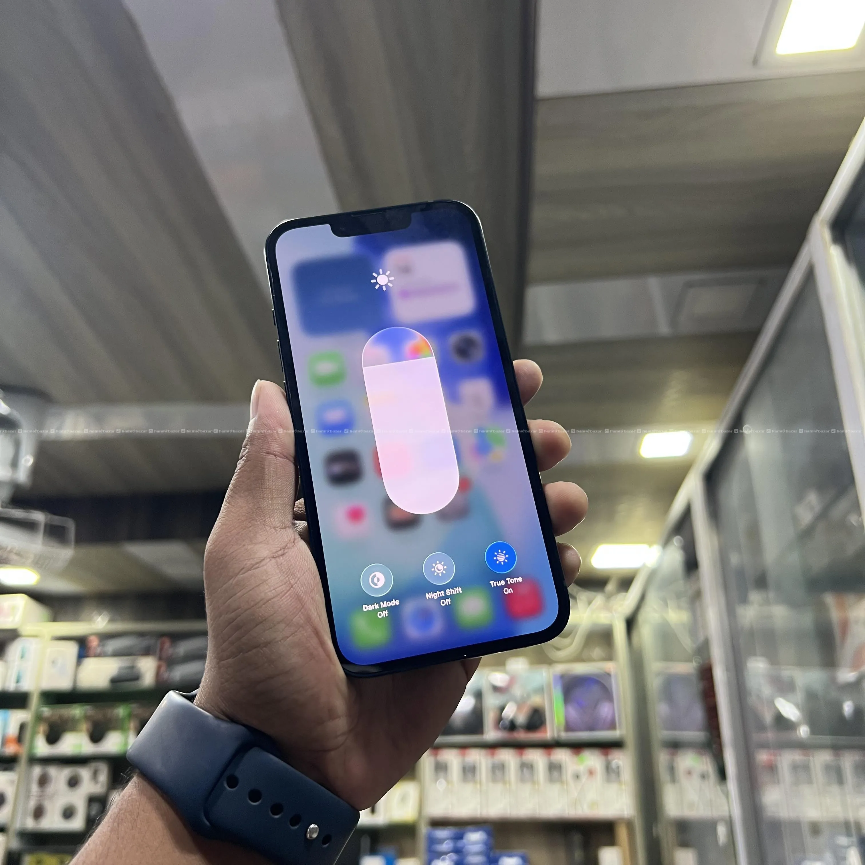 iPhone 13 - 128gb - Available Now 2