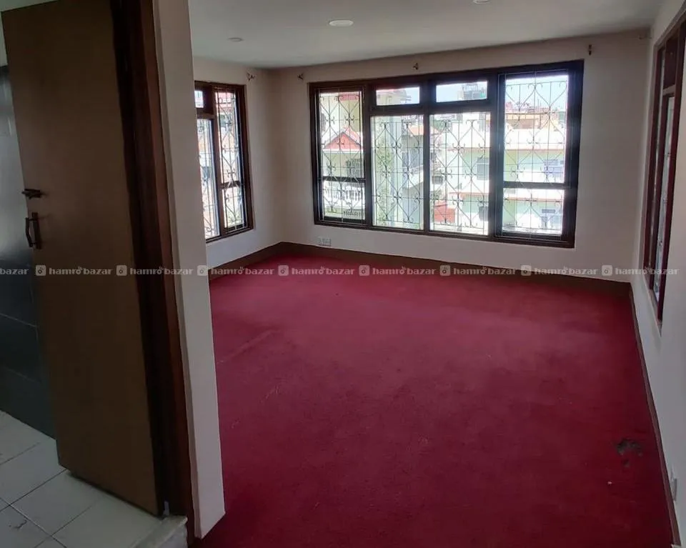 🏡 House For Rent !!
📍Baluwatar, Kathmandu 2