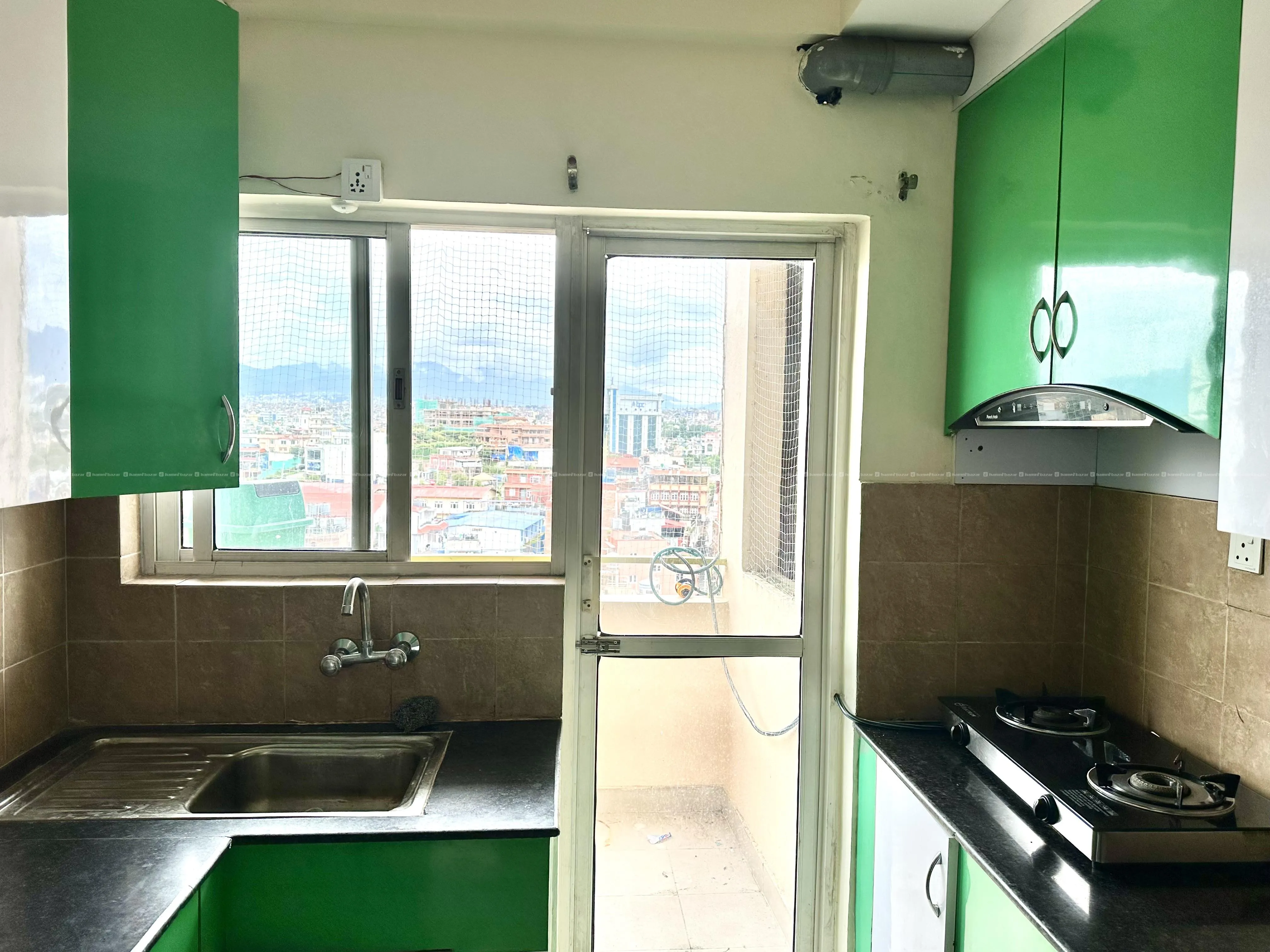 3 BHK Apartment on rent at Sunrise City Homes 3