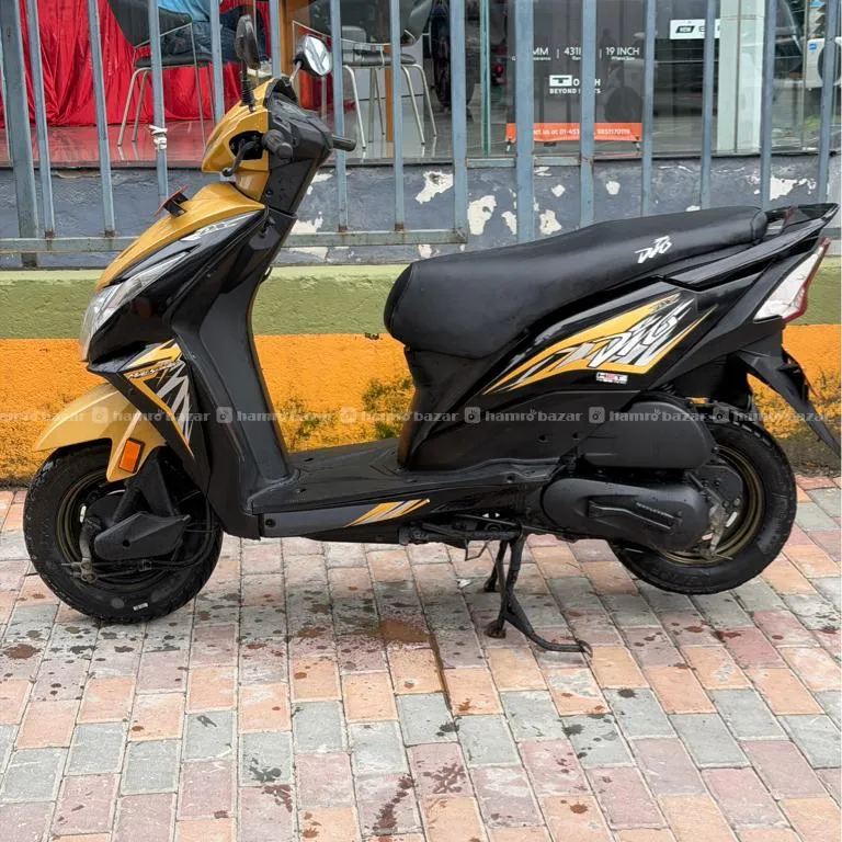 Single Hand Honda Dio On Urgent Sale 2