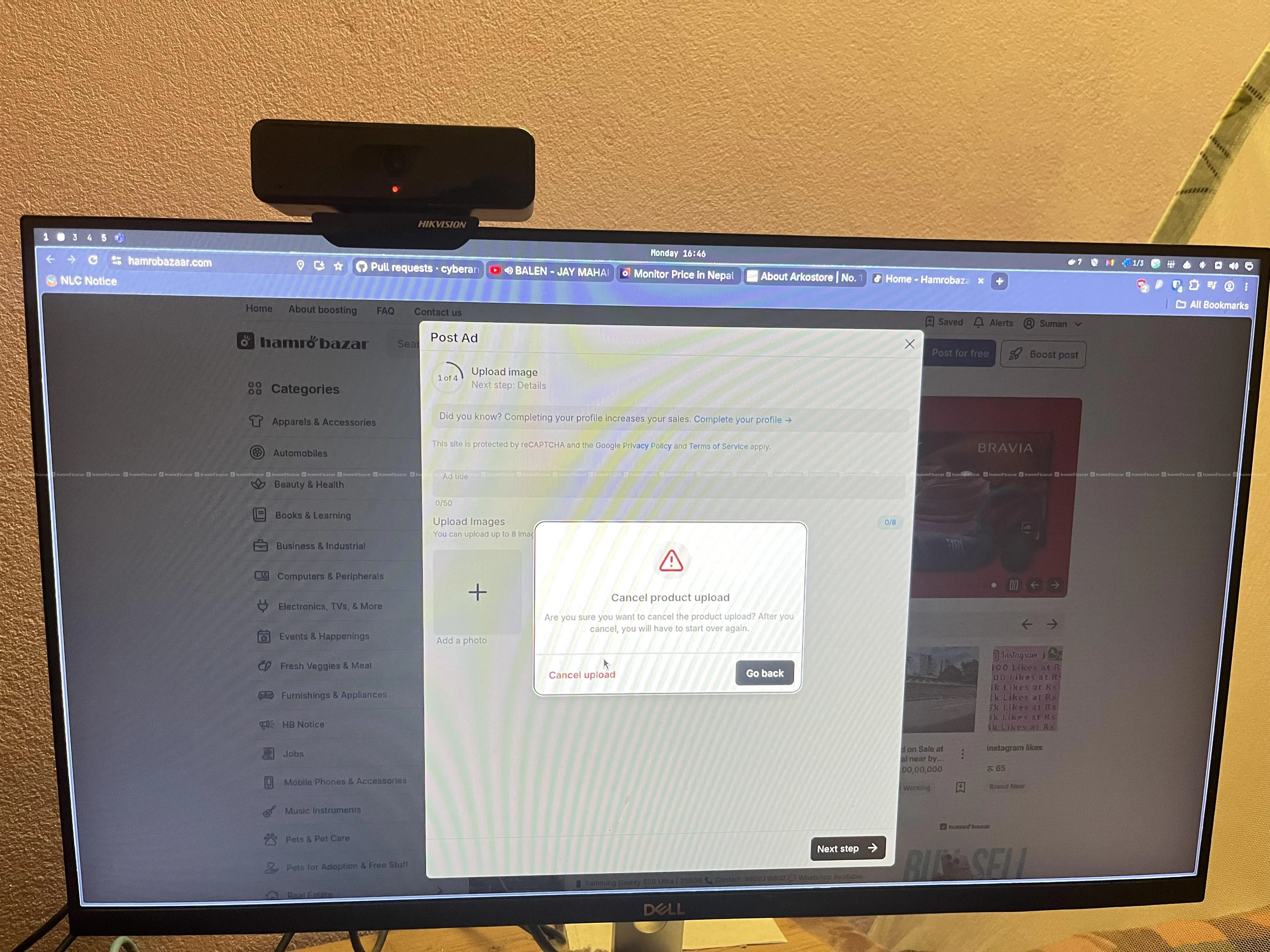 Monitor - 27 inch - Dell and HP 2
