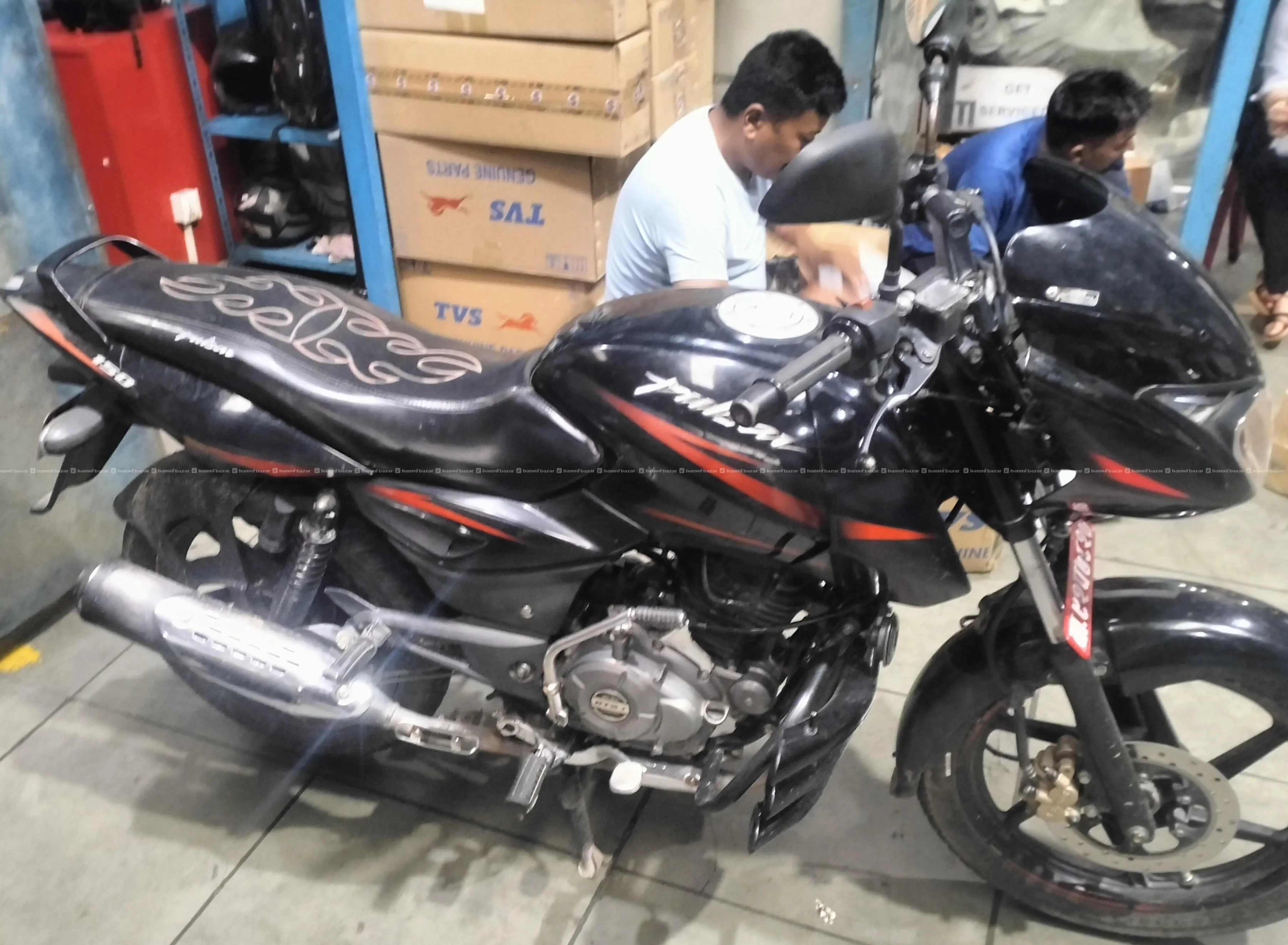 Bajaj pulsar 150 on sale 3