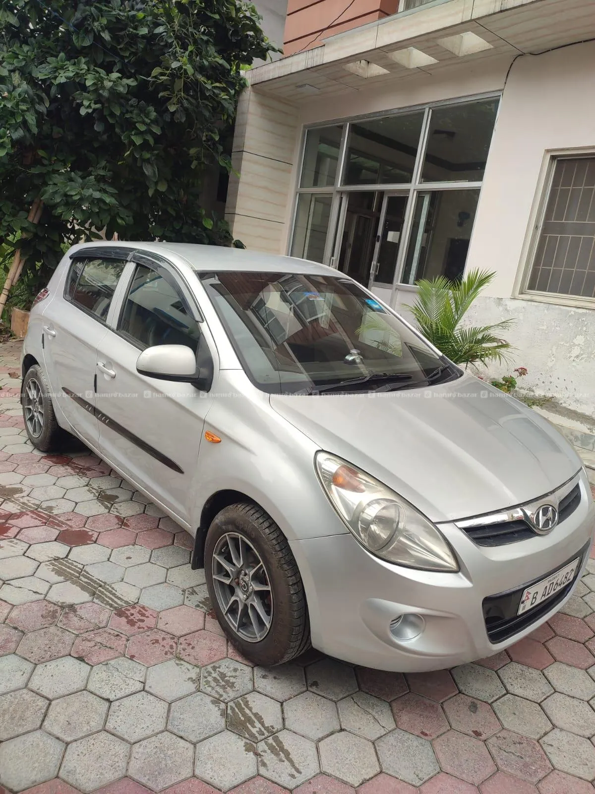 Hyundai I20 Magna 2010 Silver Gray 5