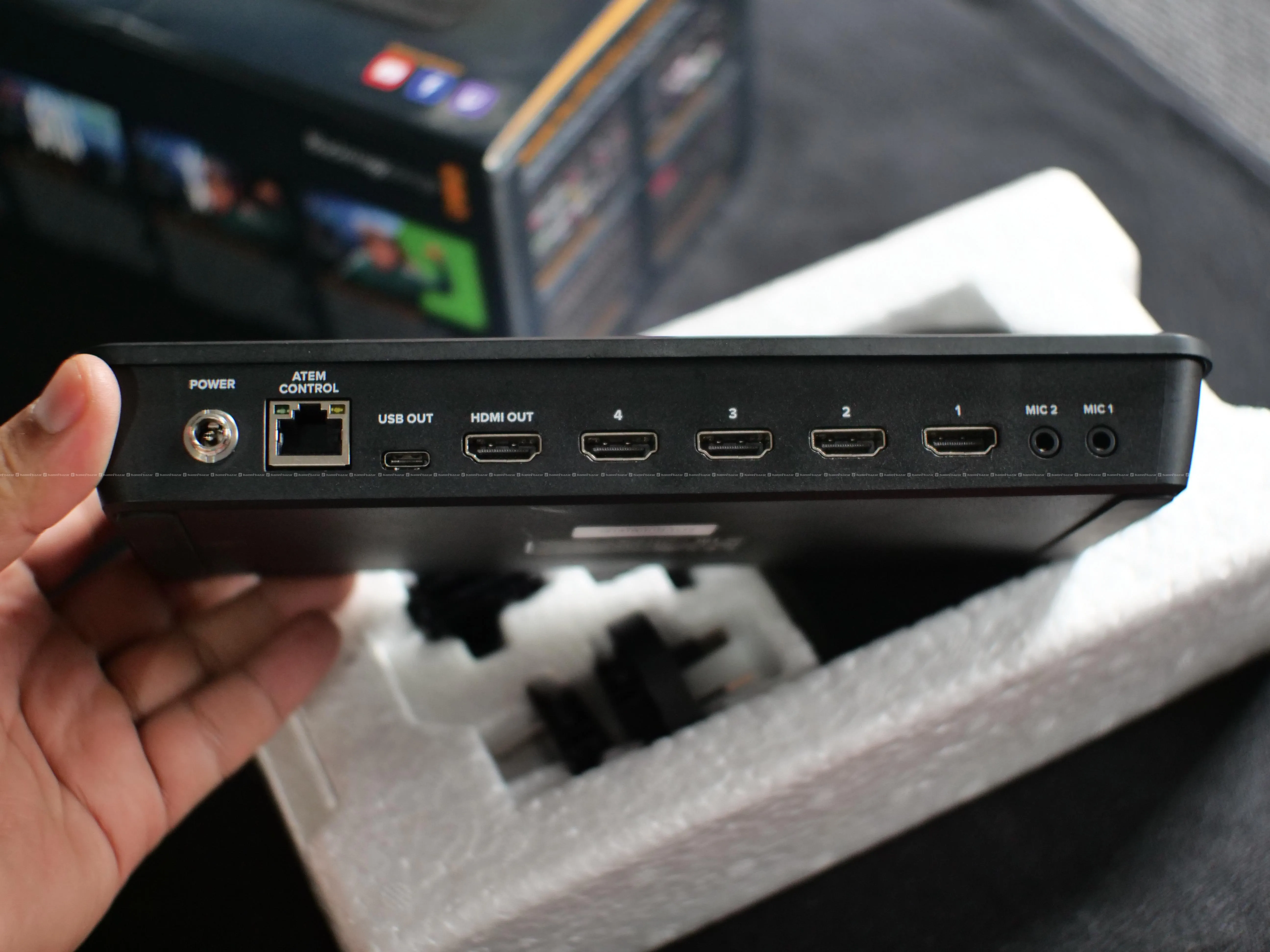 Blackmagic Design ATEM Mini Pro - Rs. 40000/- 4