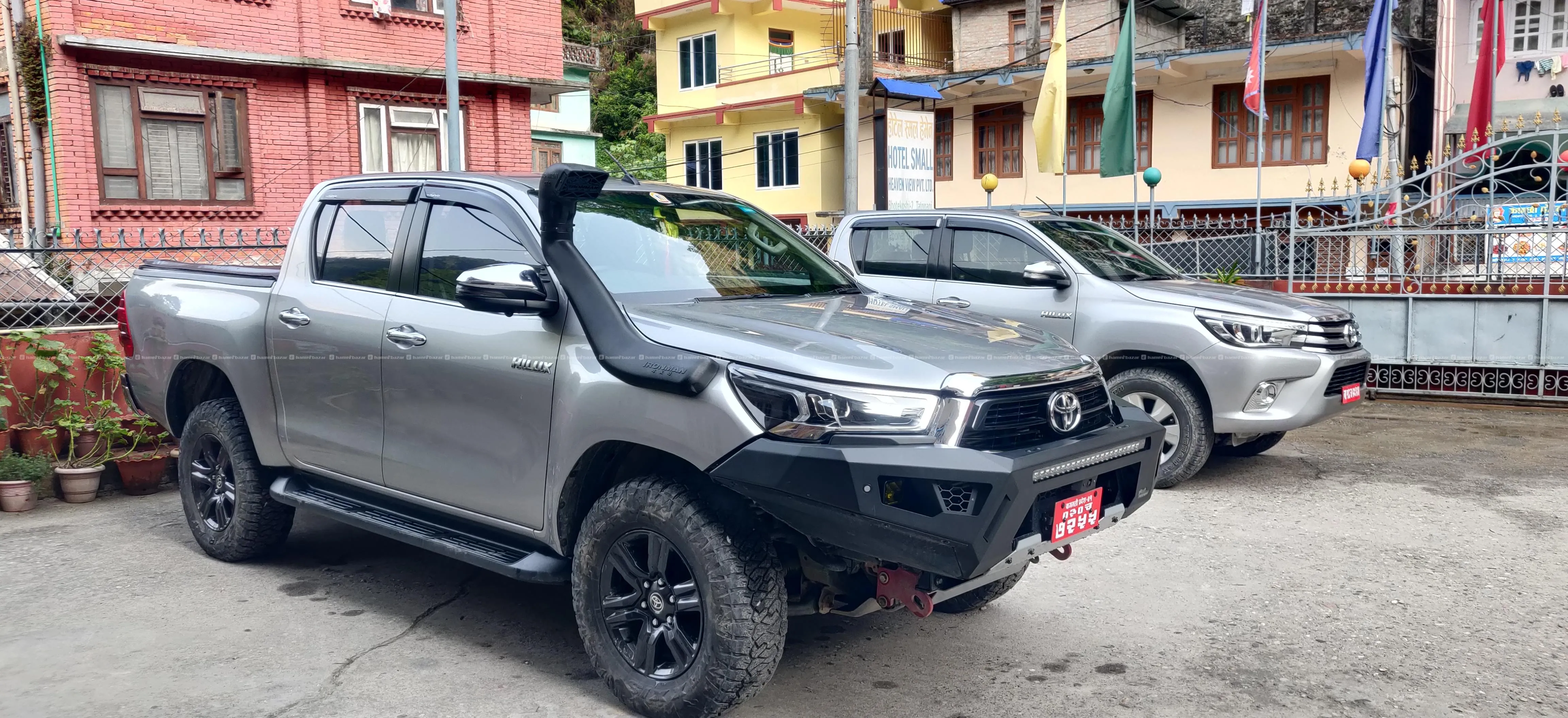 Toyota Hilux 2