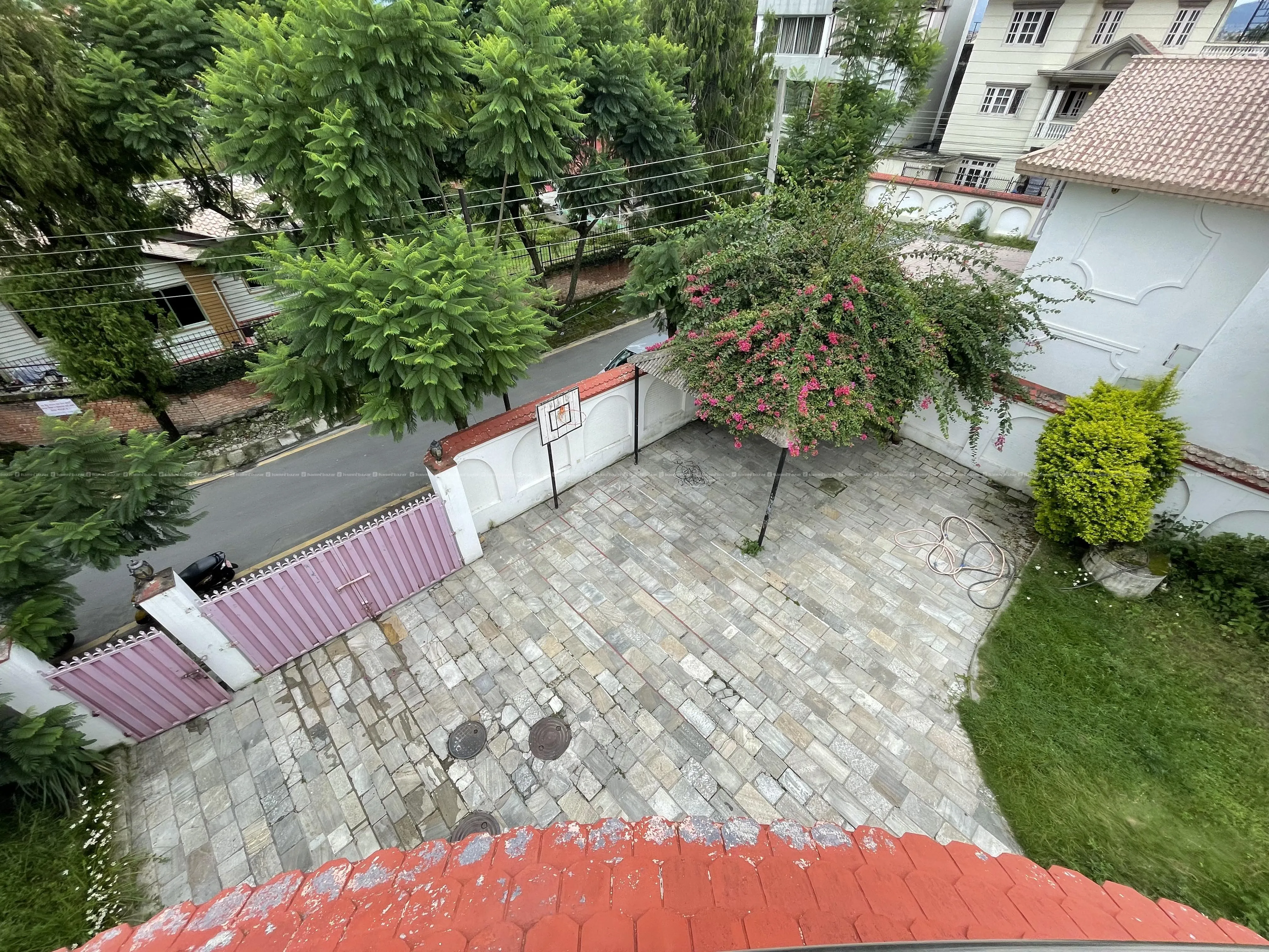 Spacious Office Building/House for rent|Bhaisipati 4