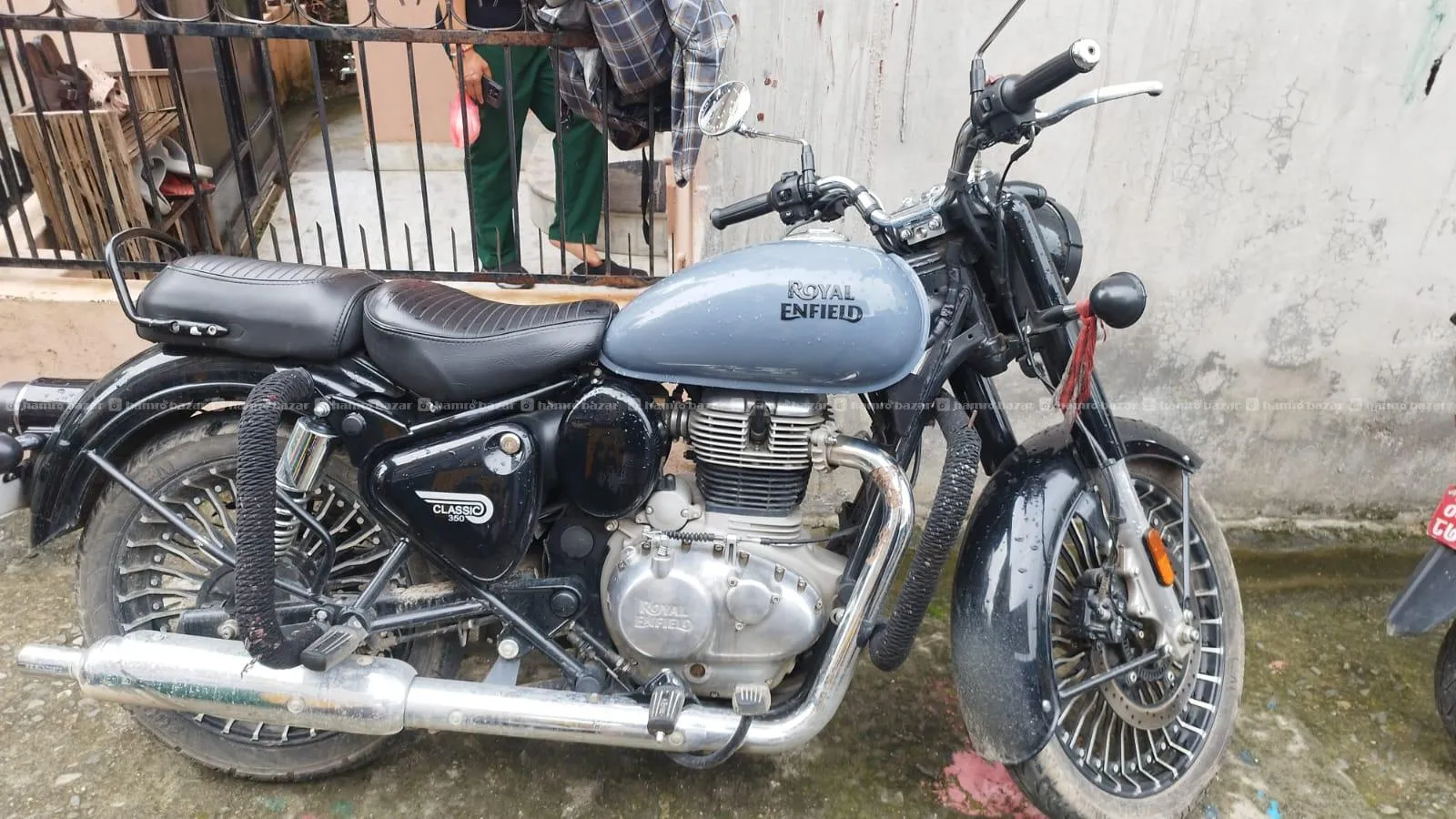 Royal Enfield Classic 2