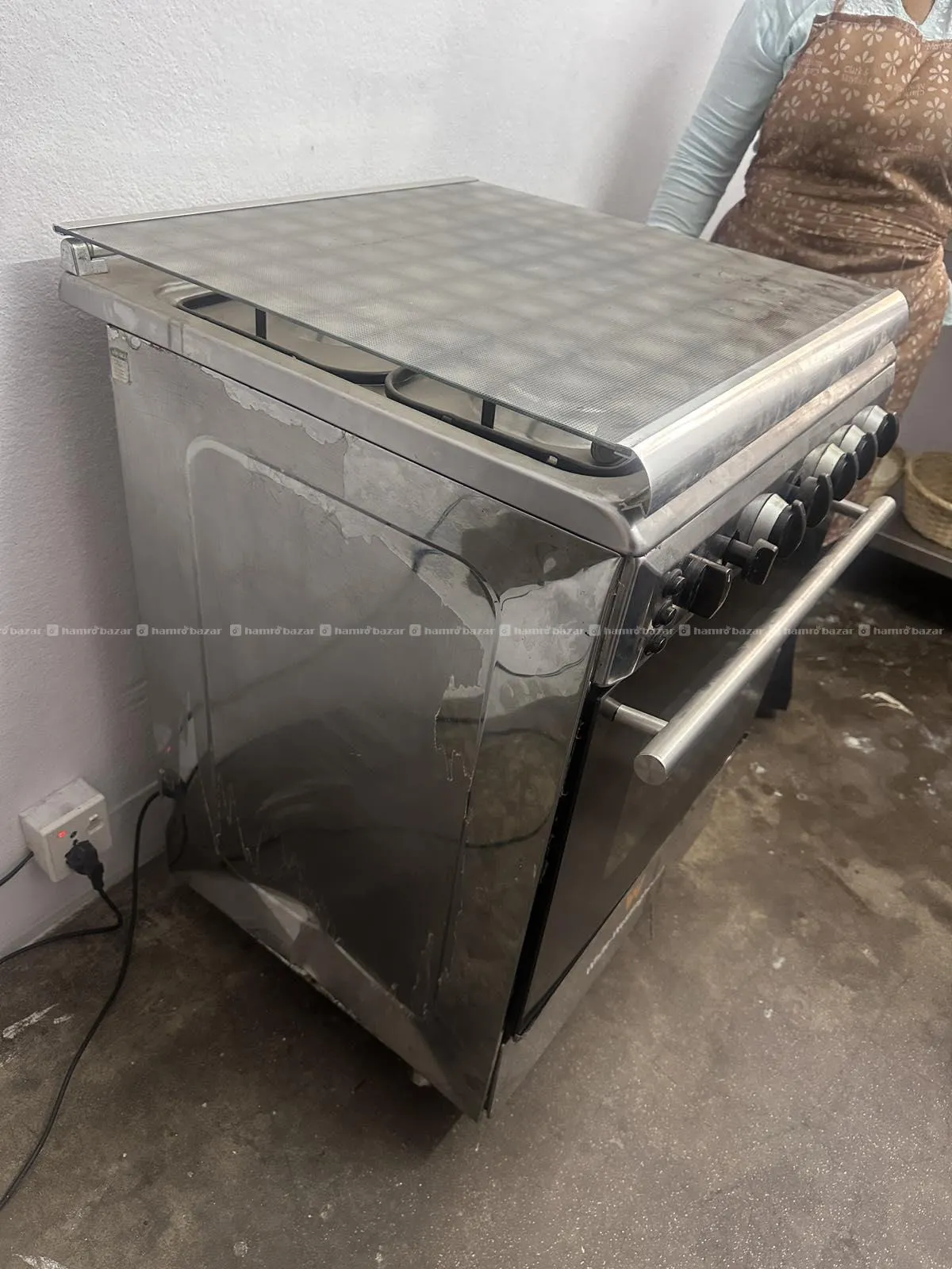 ELECTRONIC AND GAS STOVE 4