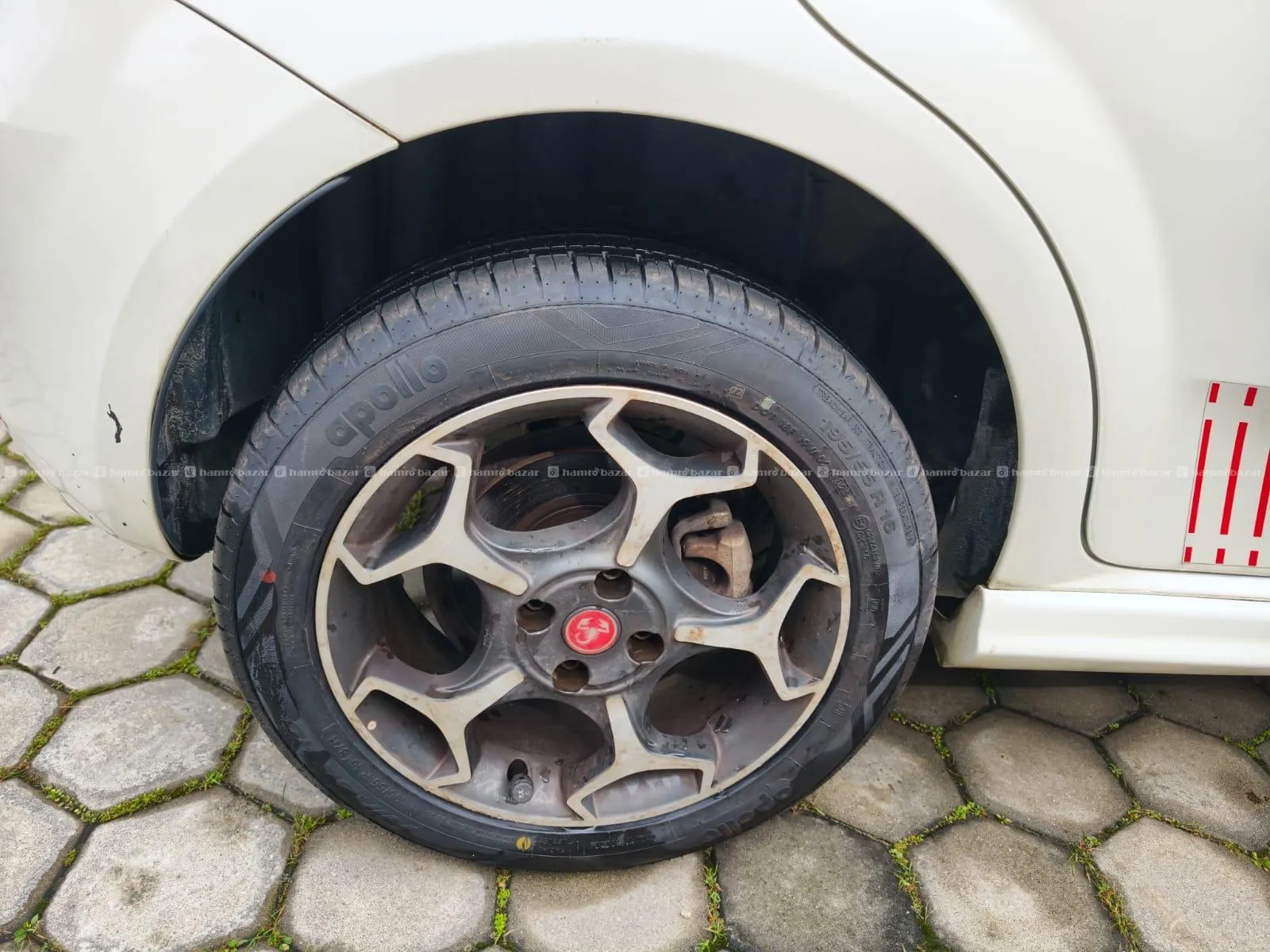ULTRA-RARE Hot Hatch: 2016 Fiat Abarth Punto 4