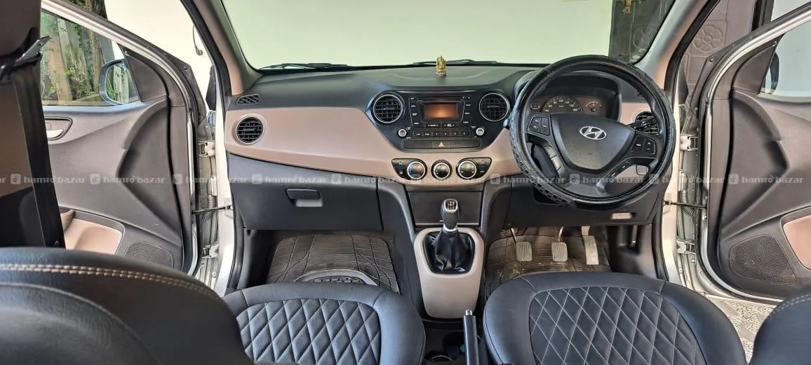 Hyundai Xcent Sedan 2