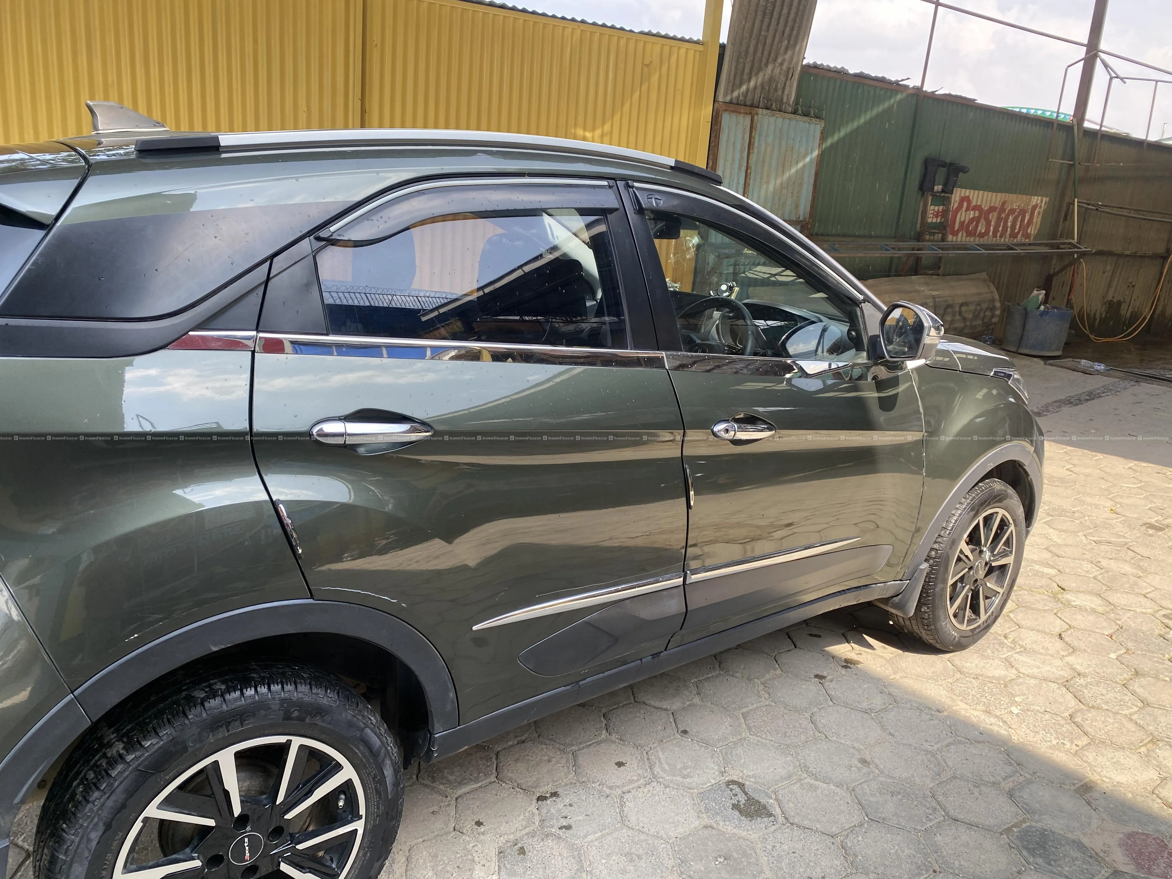 Nexon petrol with sunroof 3