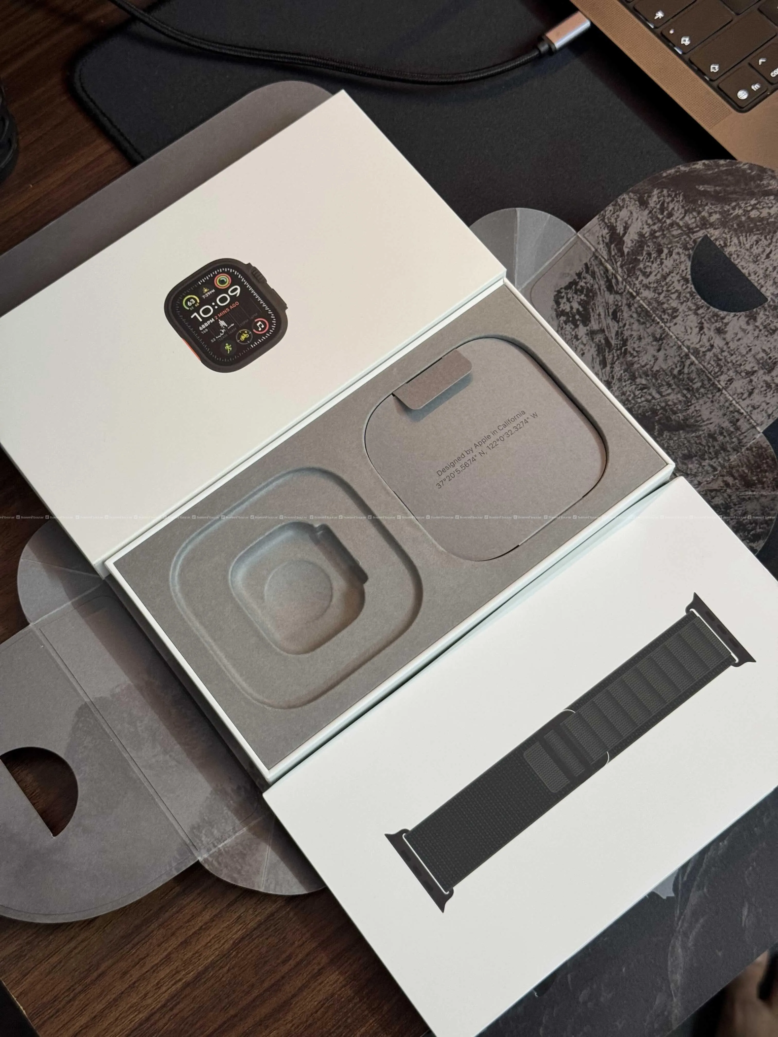 Apple Watch Ultra 2 - Black Titanium 4