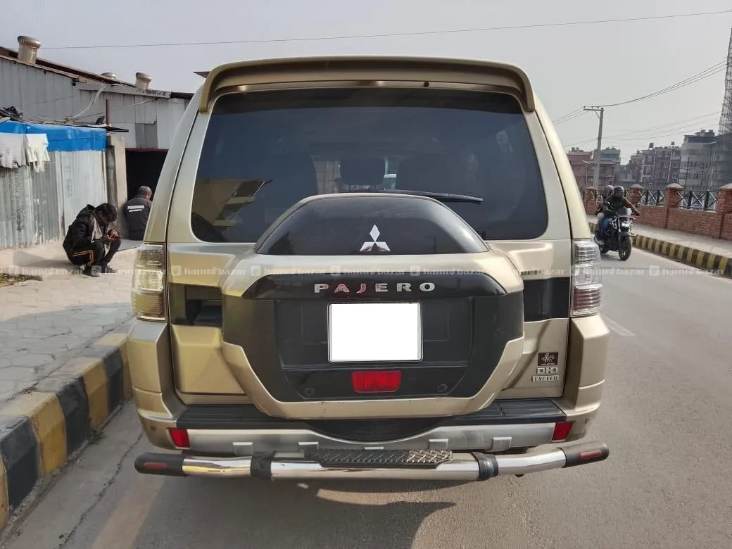 Mitsubishi Pajero For Sell 6
