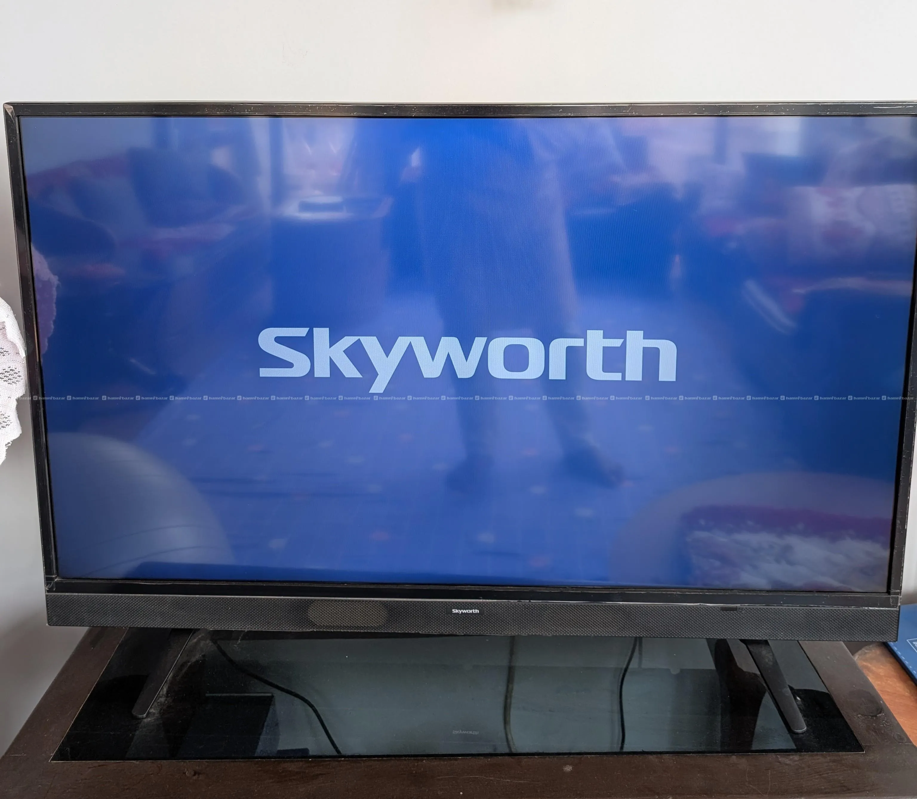 Skyworth 43" TV / Television 5