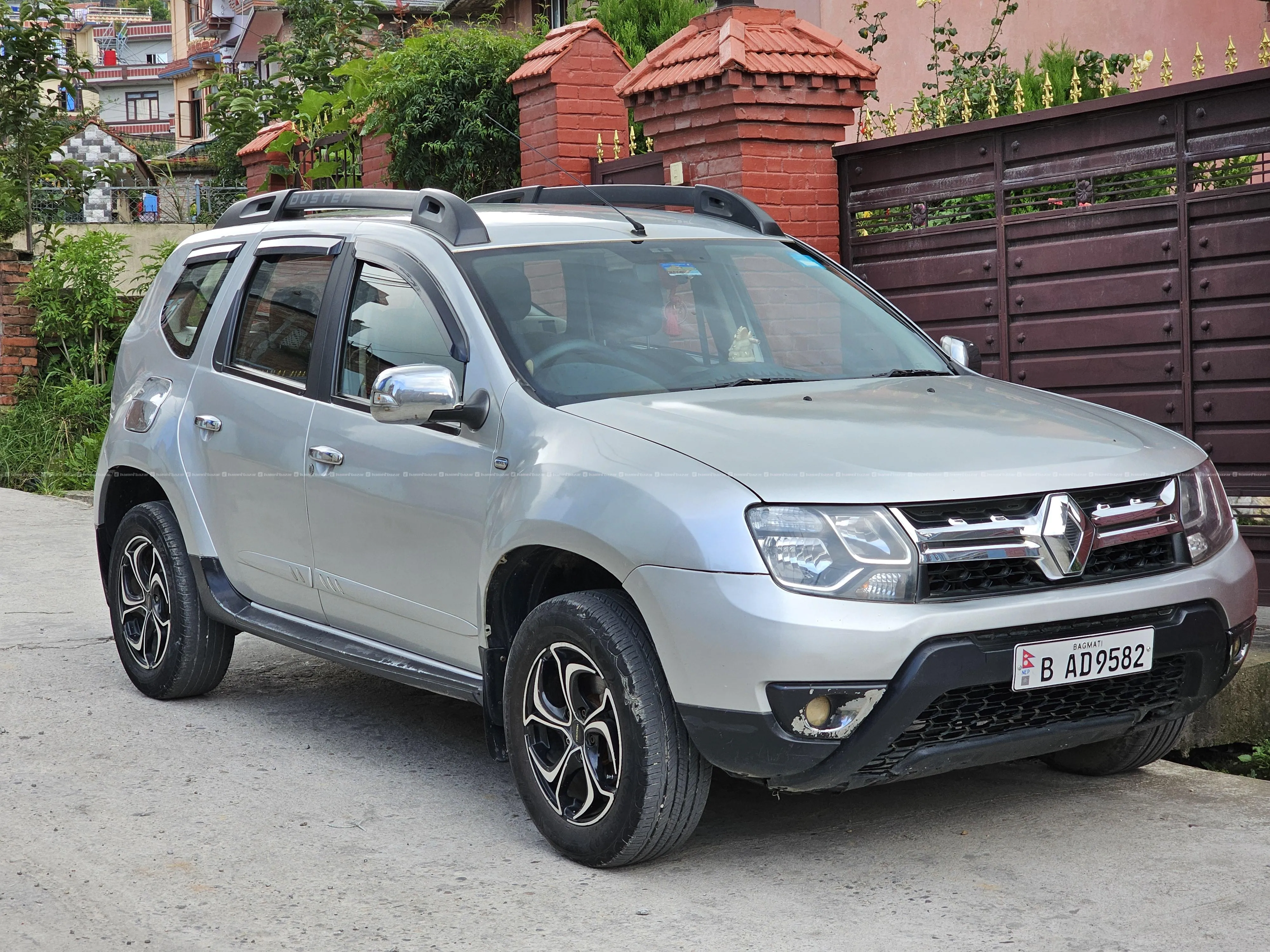 Duster RXL 2017 with finance 2