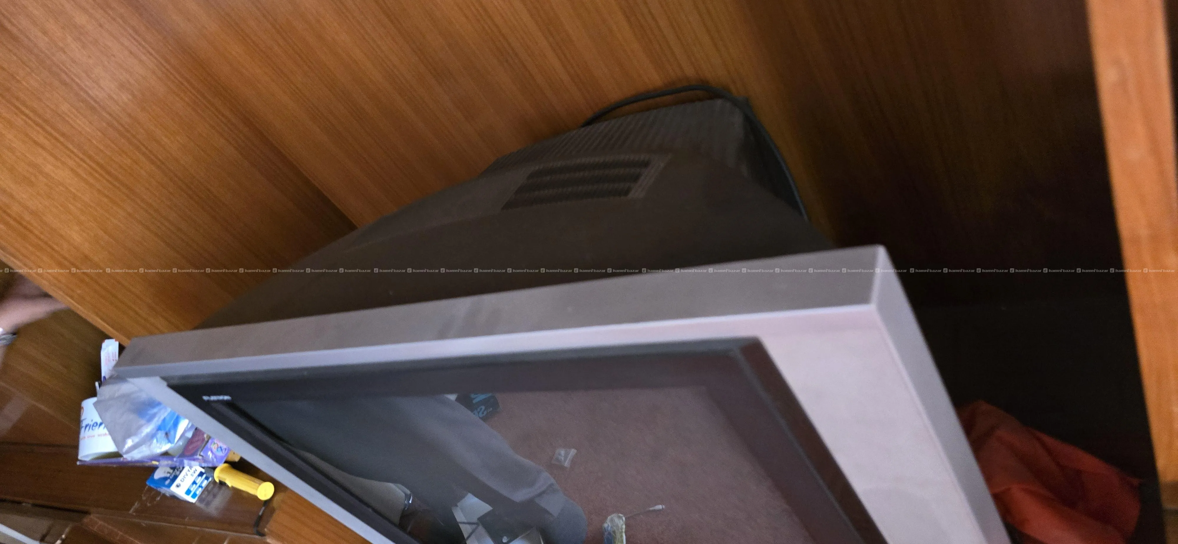 LG Flatron TV 2
