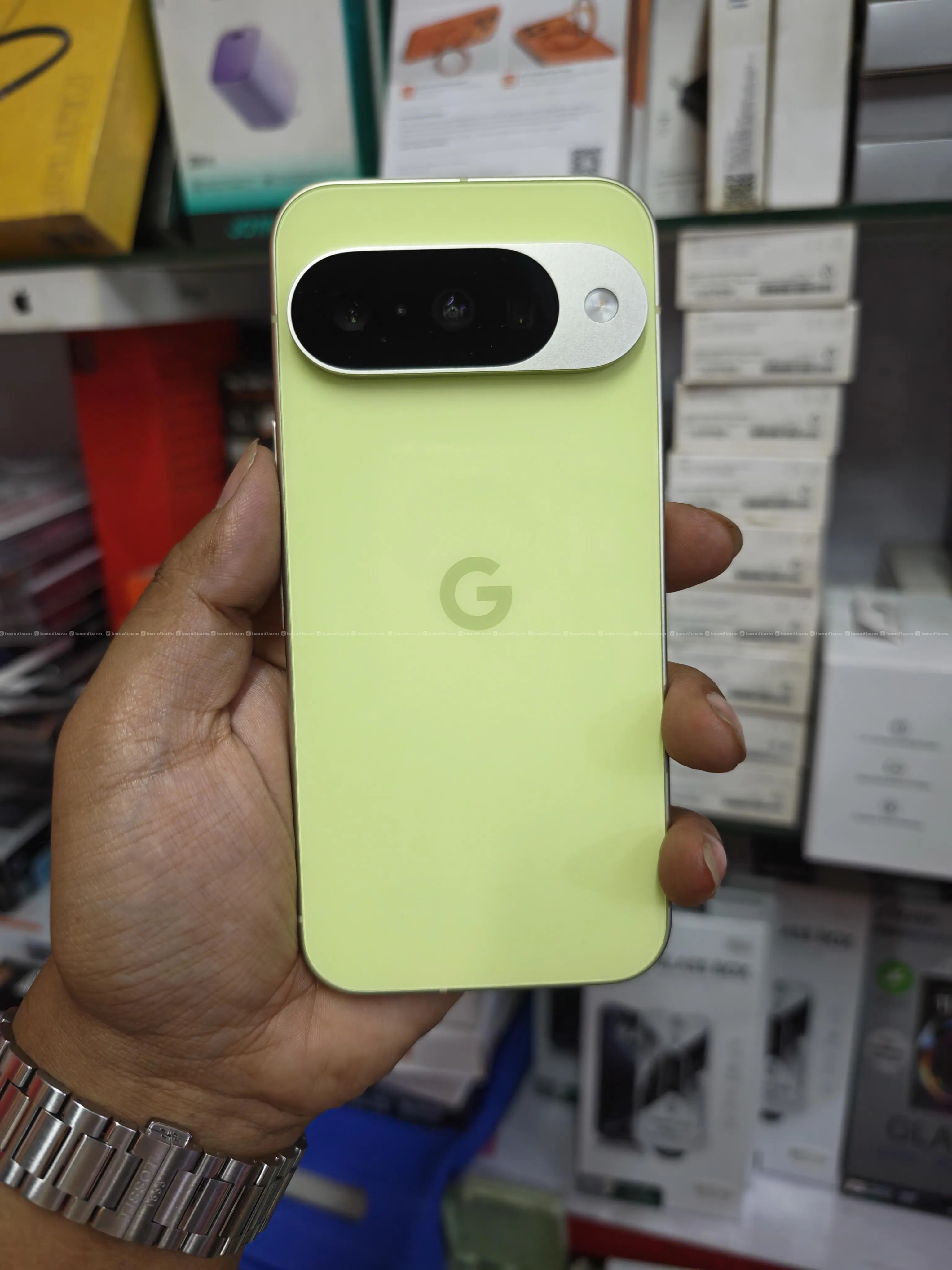 google pixel 10 256GB physical Sim with IMEI box 4