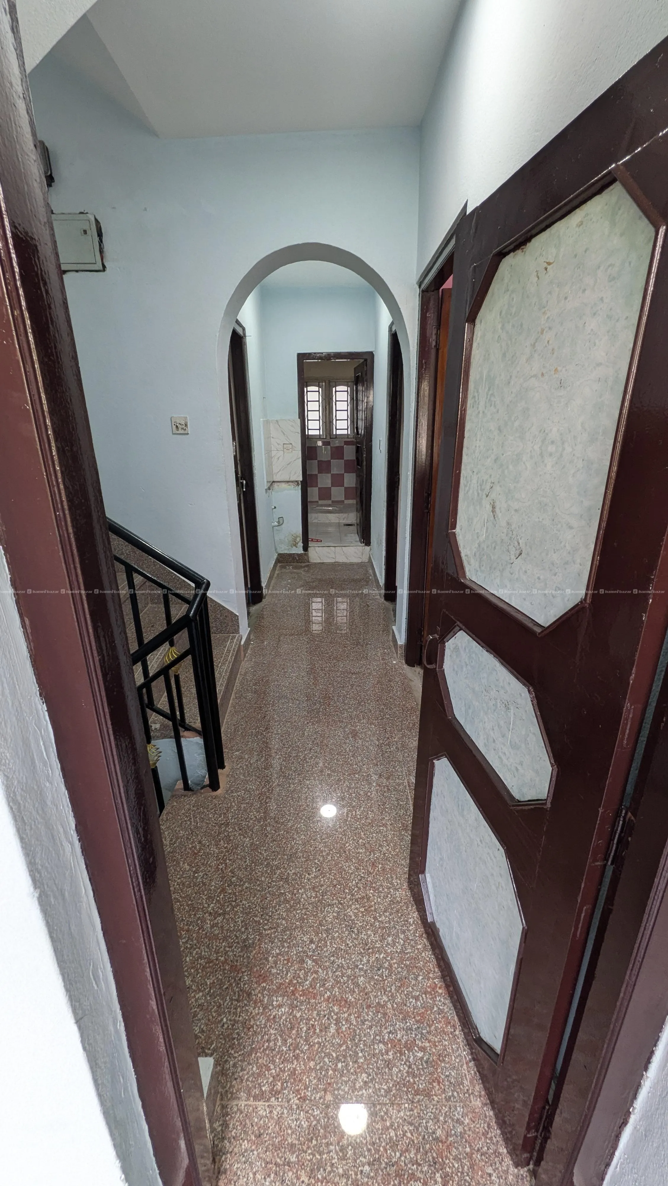 2BHK 4