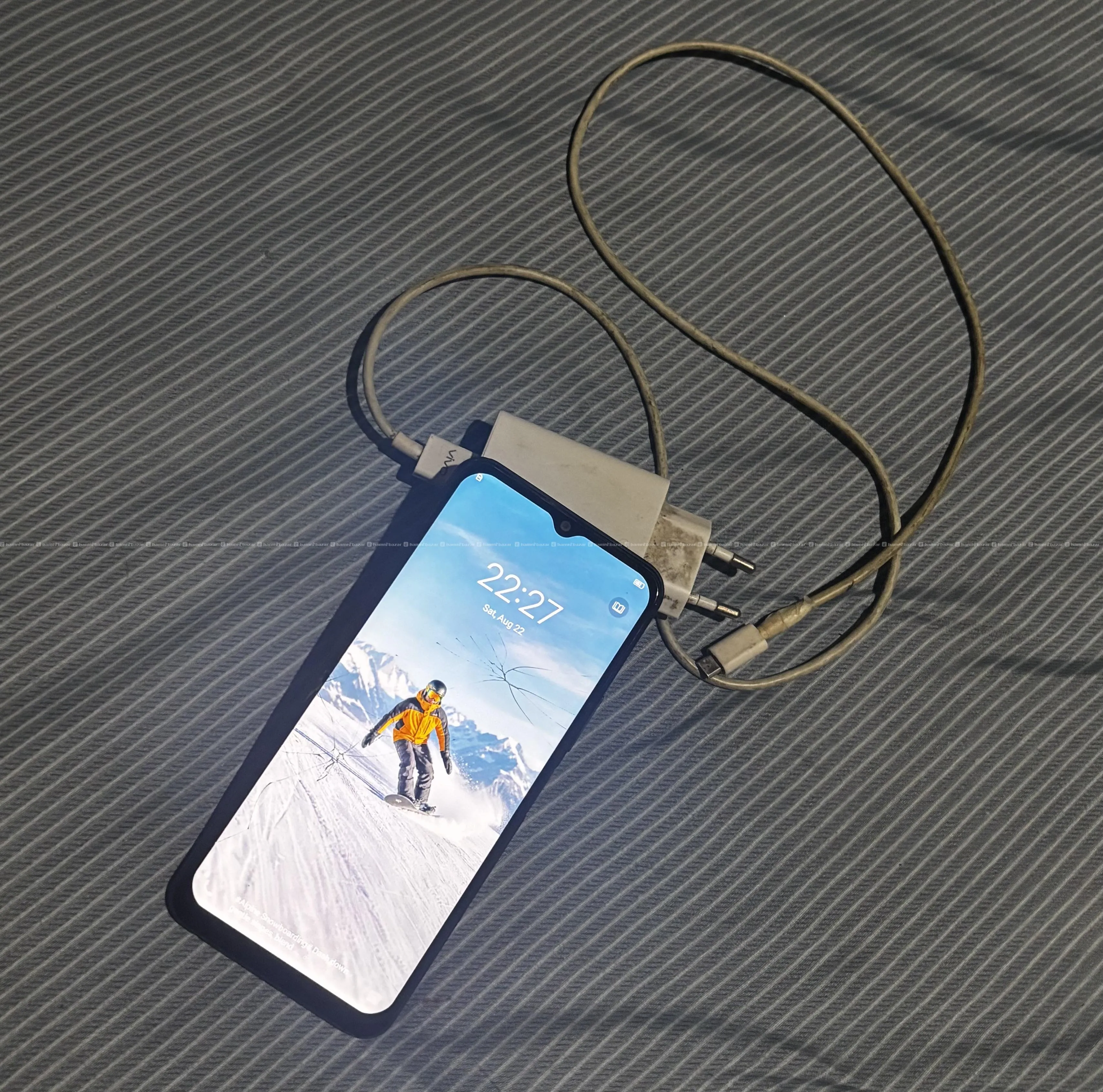 Vivo Y20 mobile phone with RAM:3GB & storage 64g 4