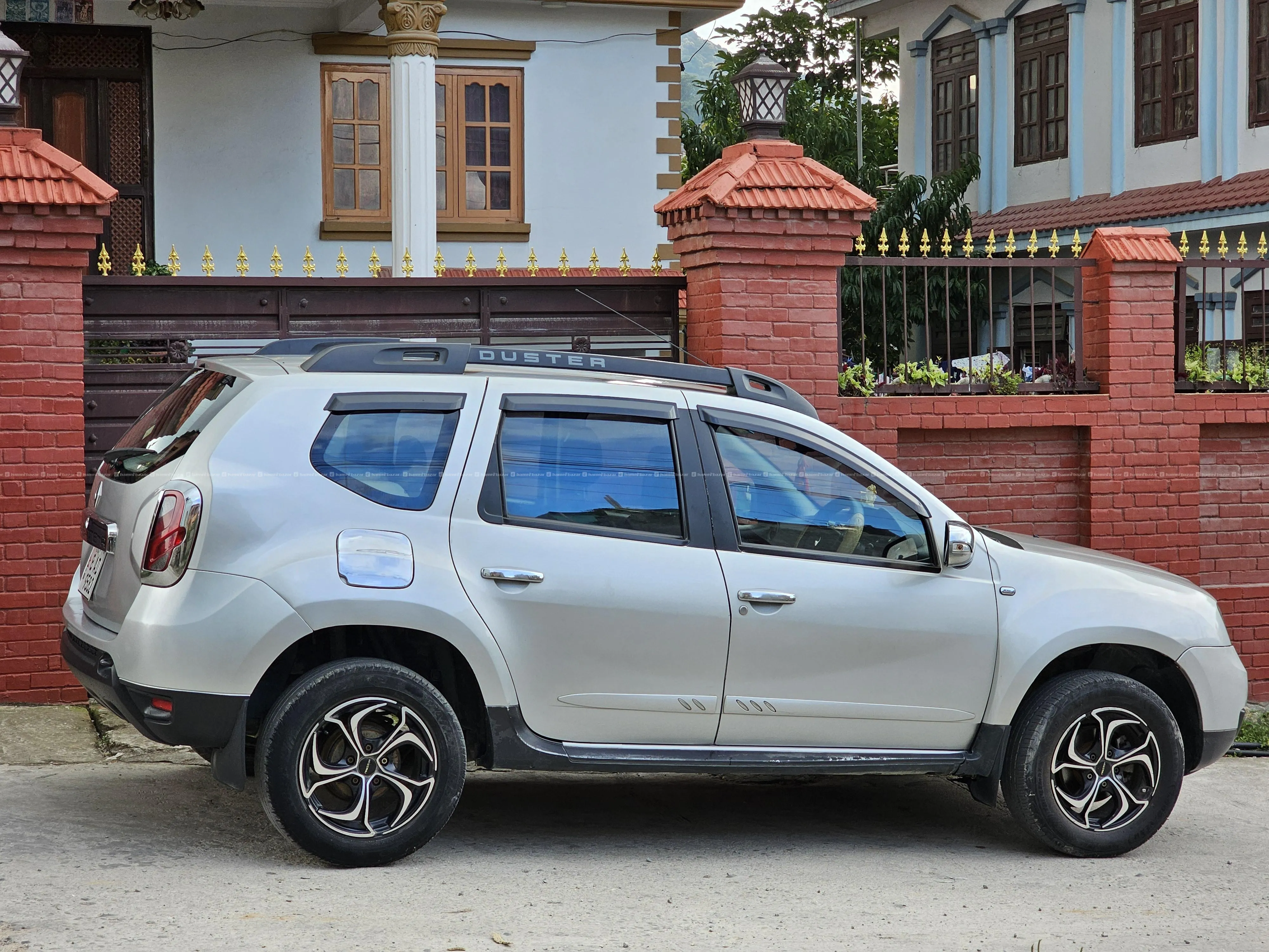 Duster RXL 2017 with finance 8