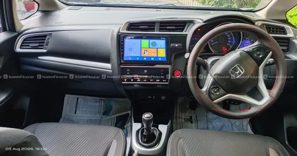 Honda WR -V VX Diesel(2018 4