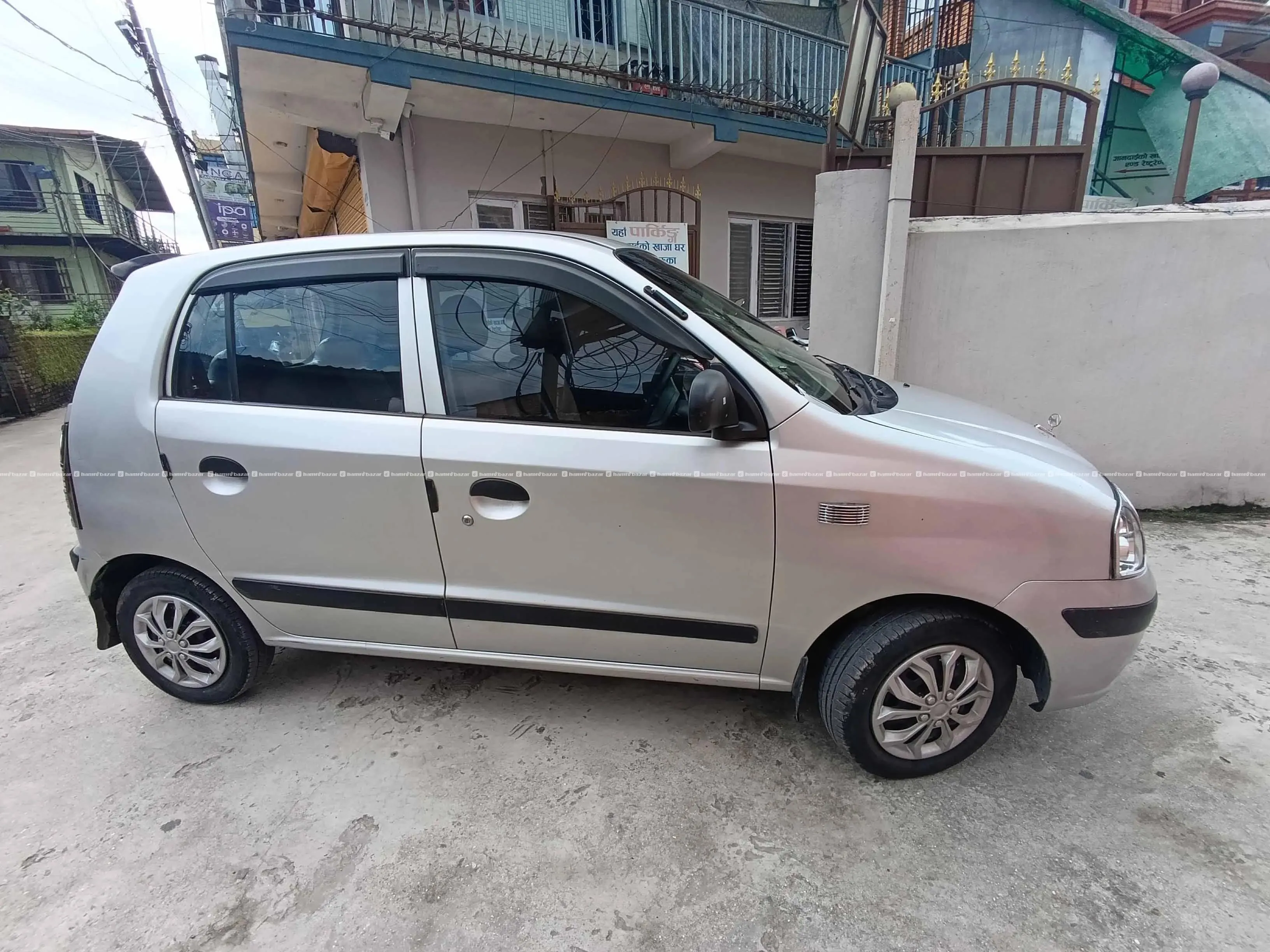 Hyundai SANTRO 6