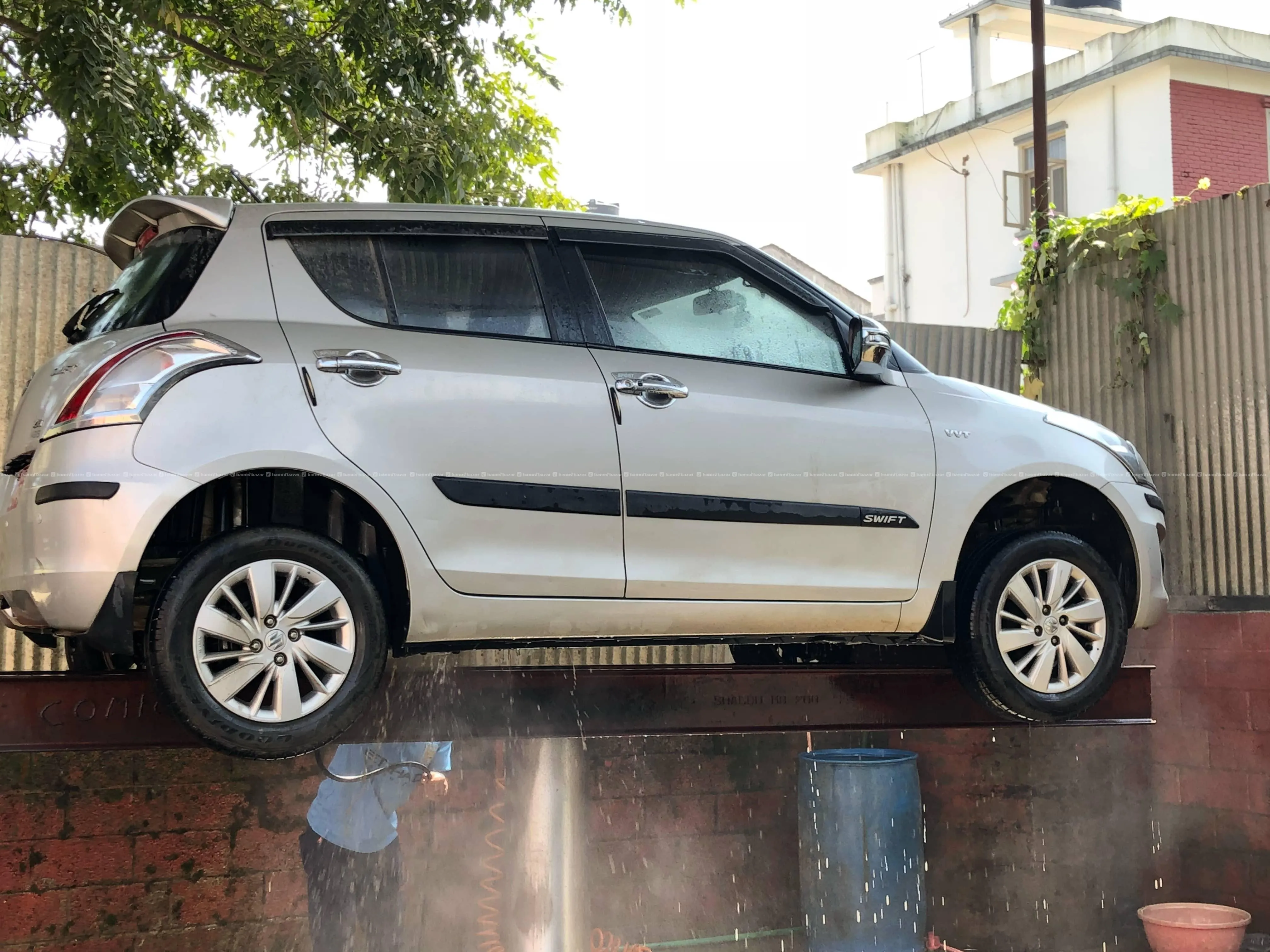 Maruti Suzuki Swift ZXI 4