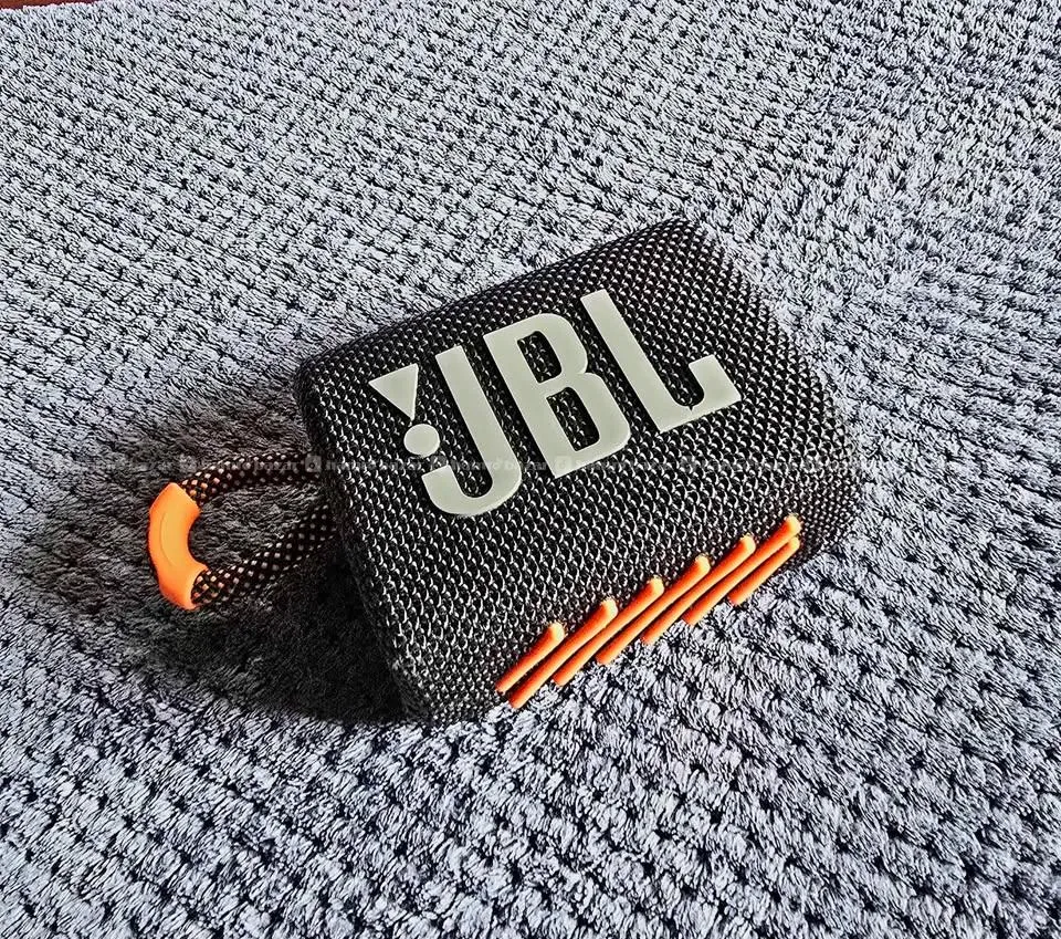 JBL Go 3 Bluetooth Speaker - Like New 2
