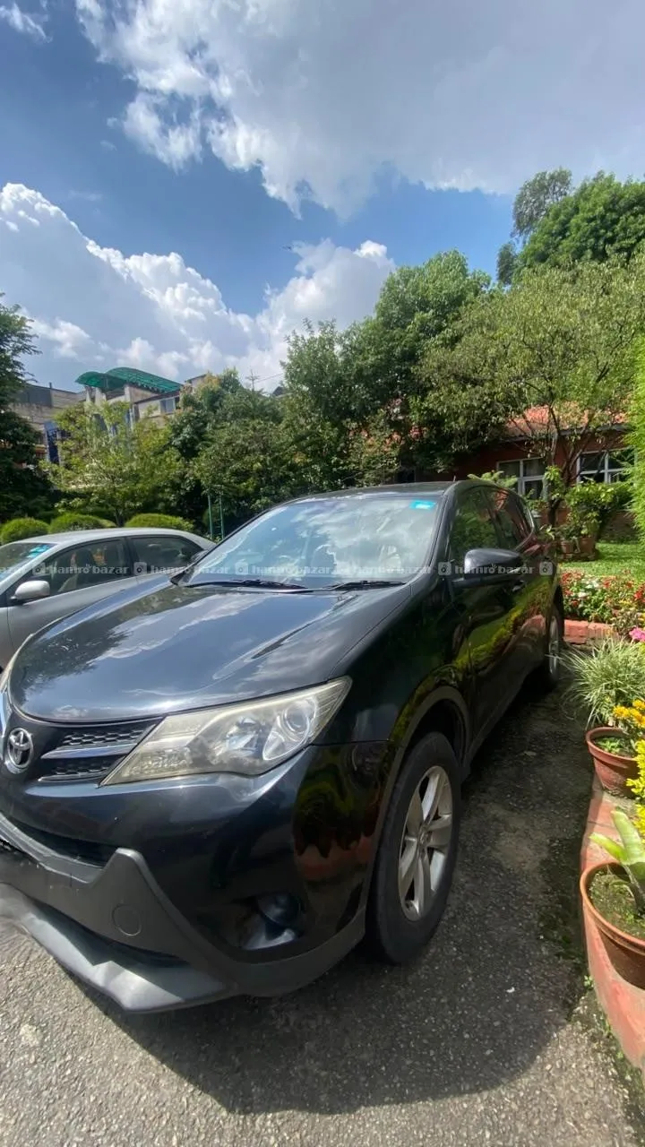 Toyota RAV 4 6