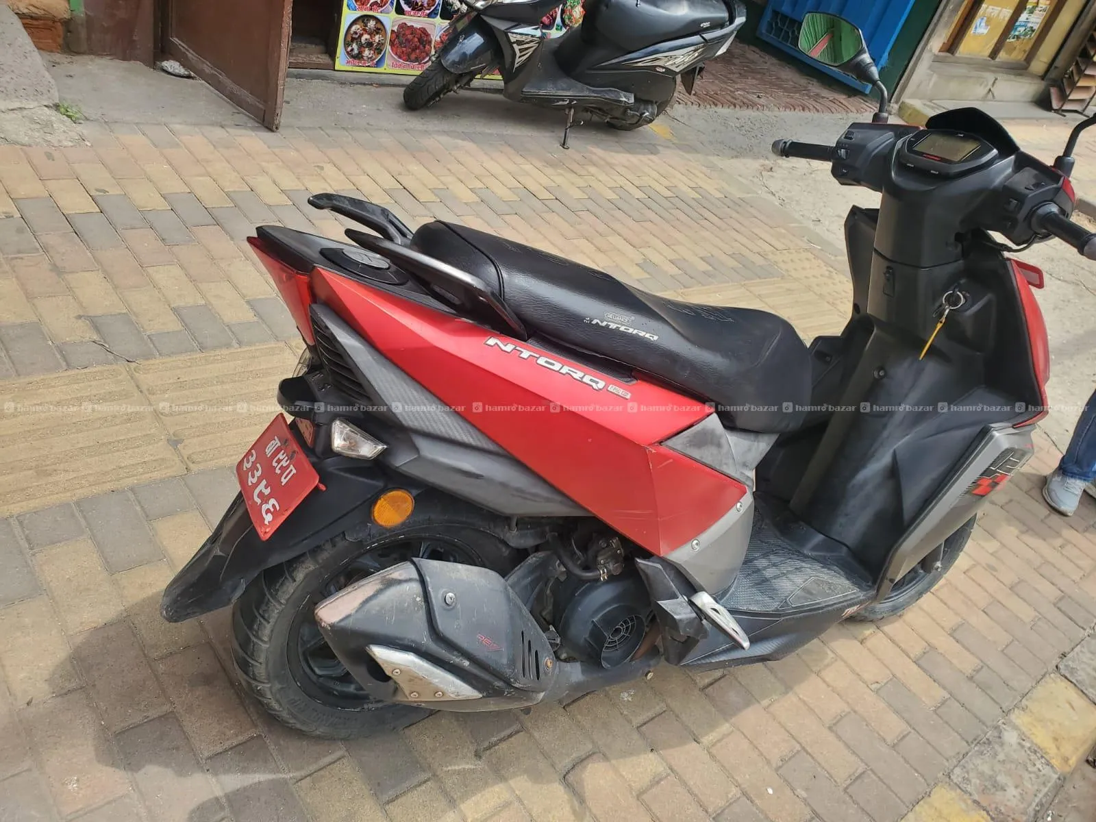 125 ntroq scooty 115000 4