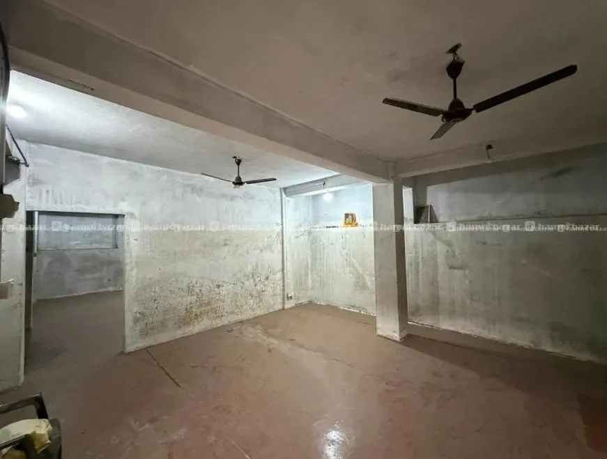 4 Shutters Rent Available Kuleshwor (1100 sq ft) 4