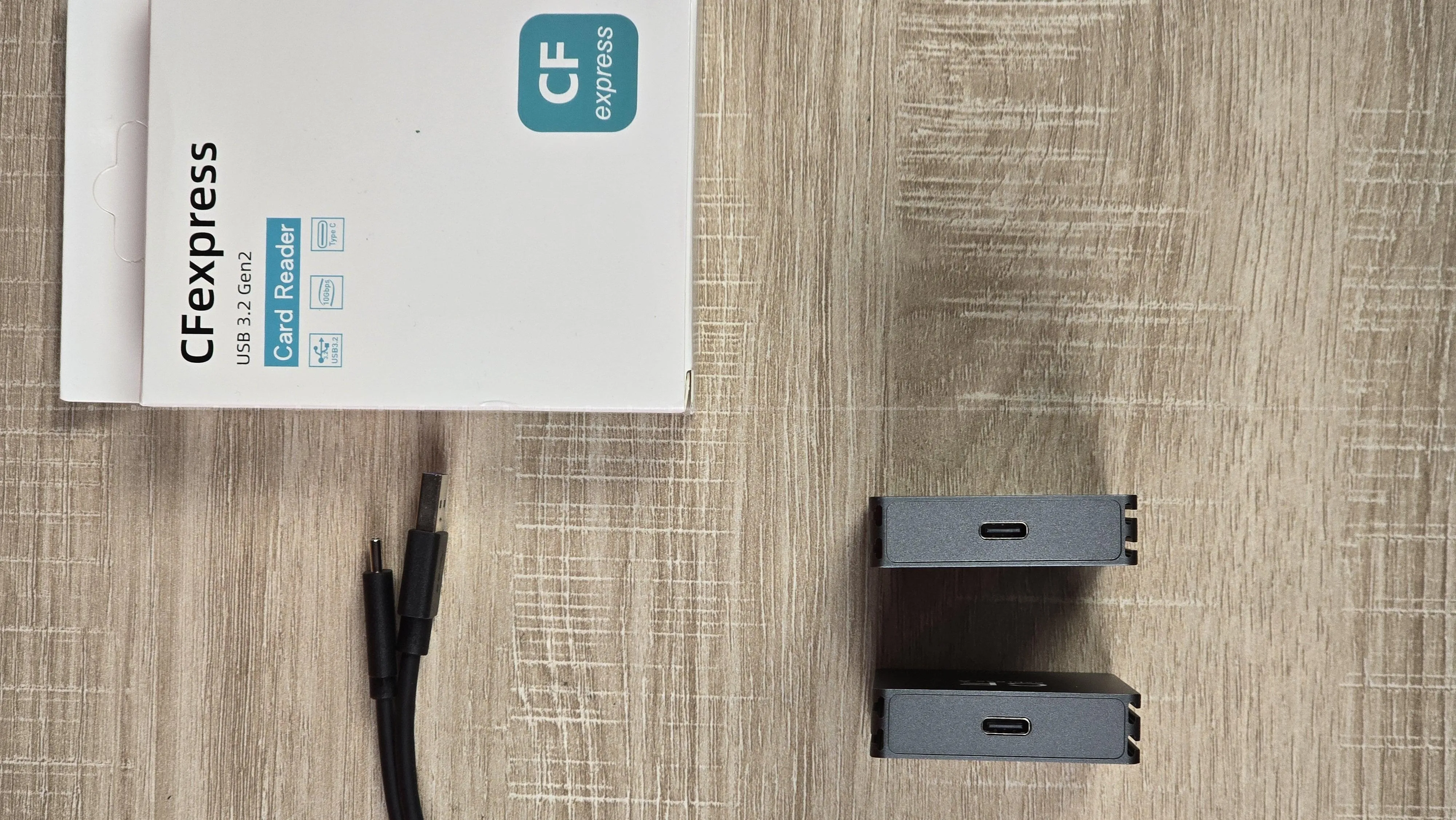 CFexpress Type A & Type B + SD Dual Slot Readers 4