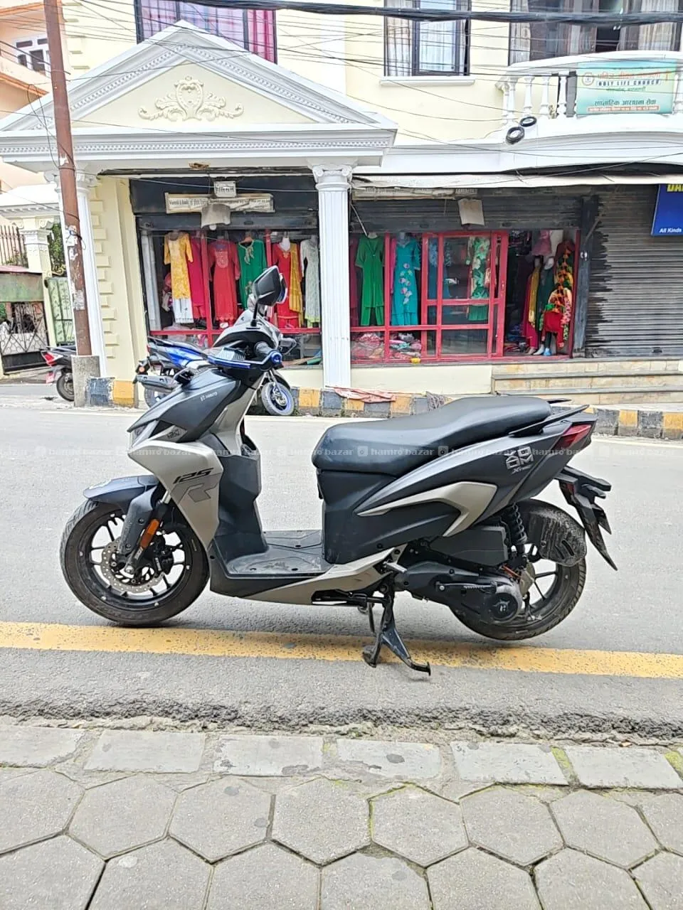 Hero Xoom 125CC FI 4