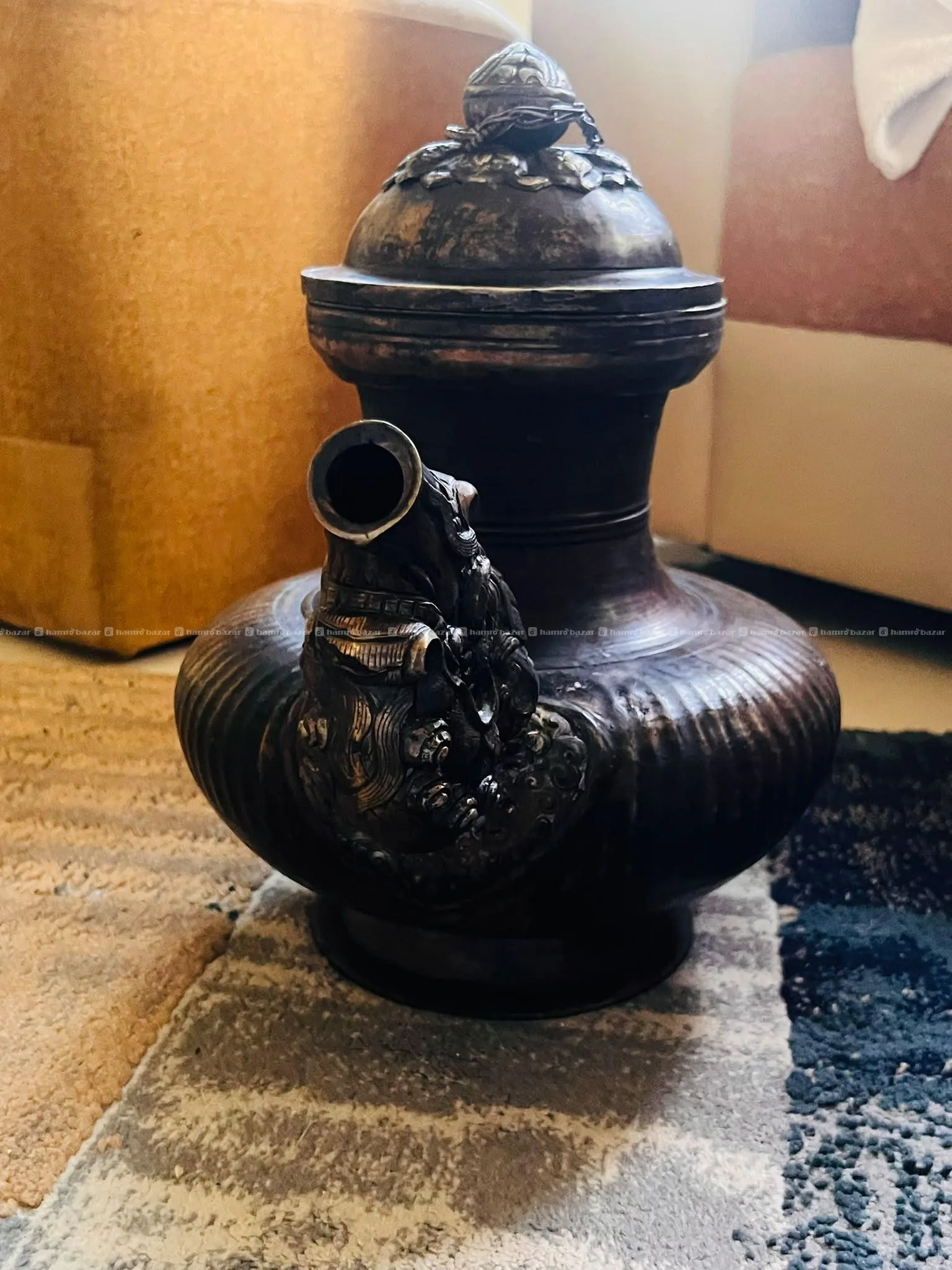 its a old antique  brasss dragon handel karuwa . 2