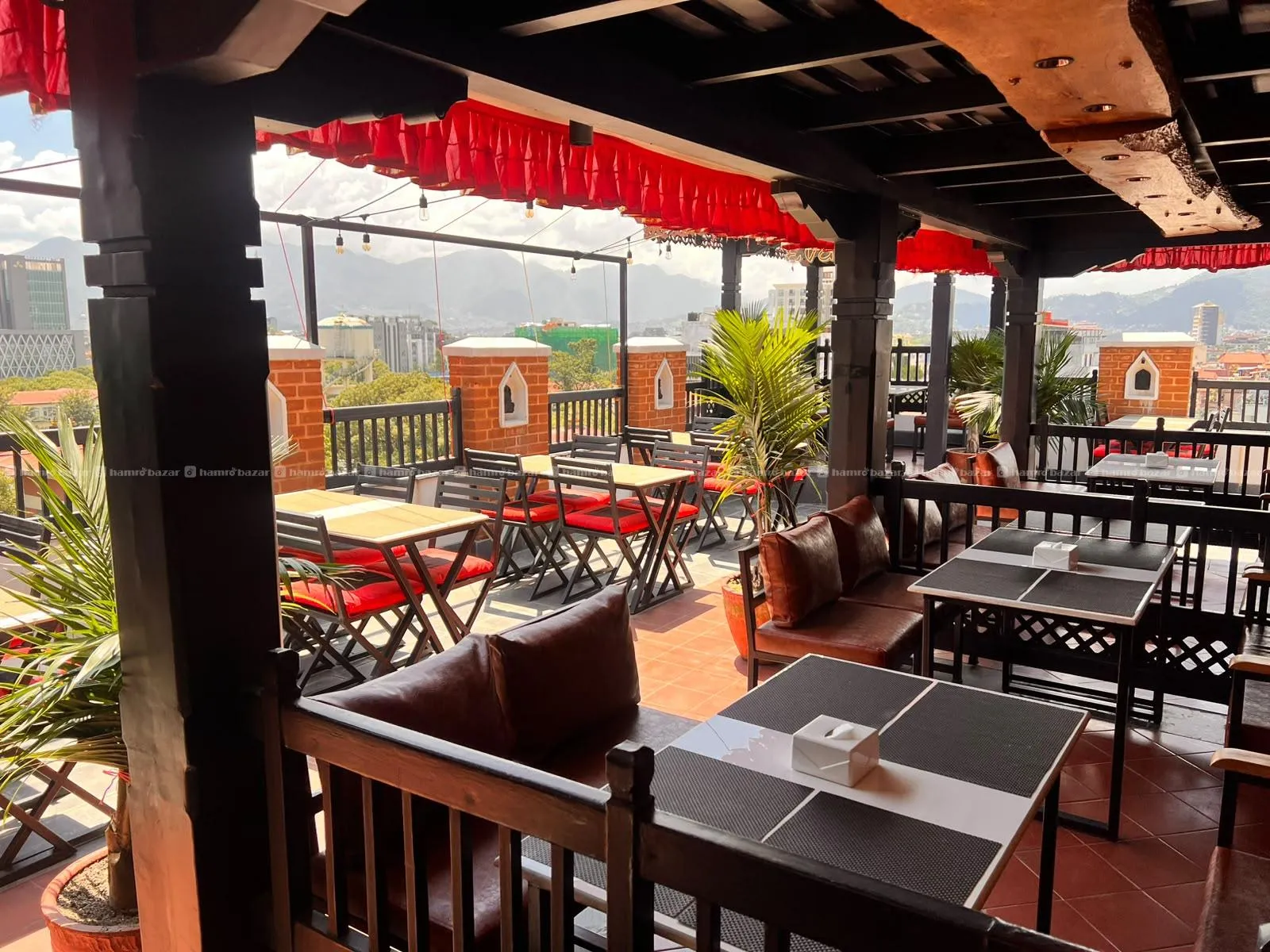 Fully Equipped Rooftop & Bar for lease 7