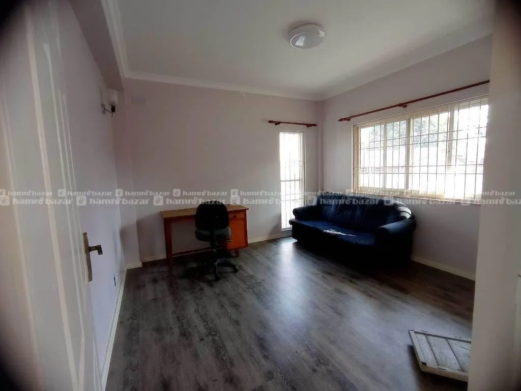 2BHK Apartment for Rent in Bansbari 3