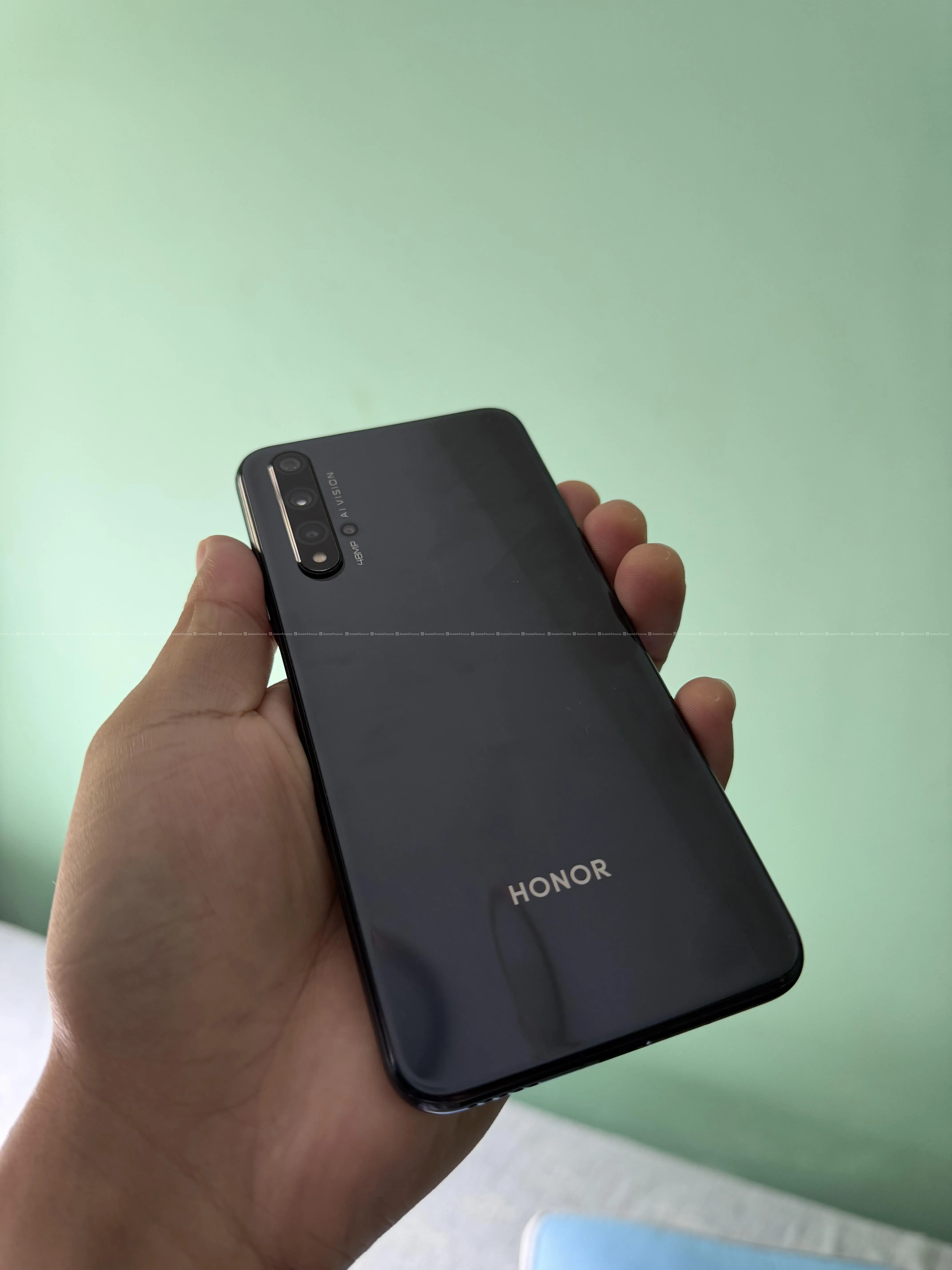 Honor 20 - 8gb Ram | Great Condition 3