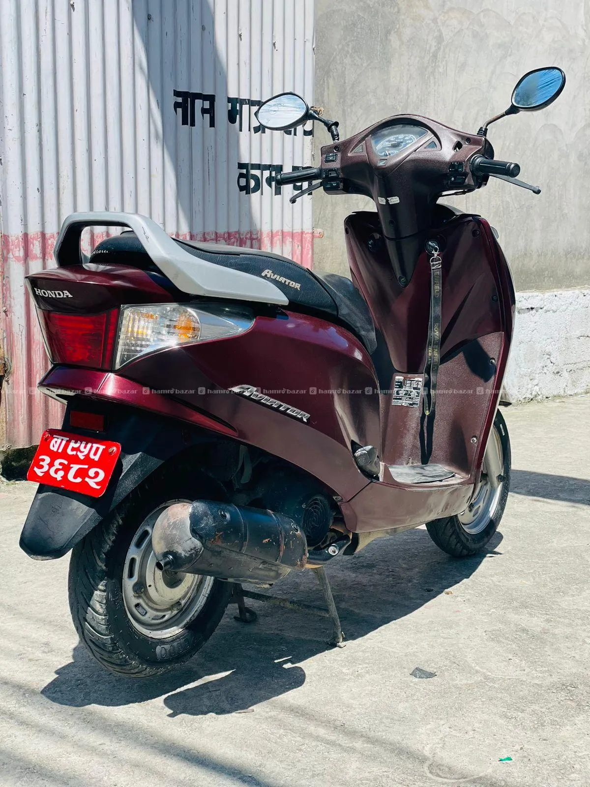 Showroom condition Fresh Aviator scooter on sale 3