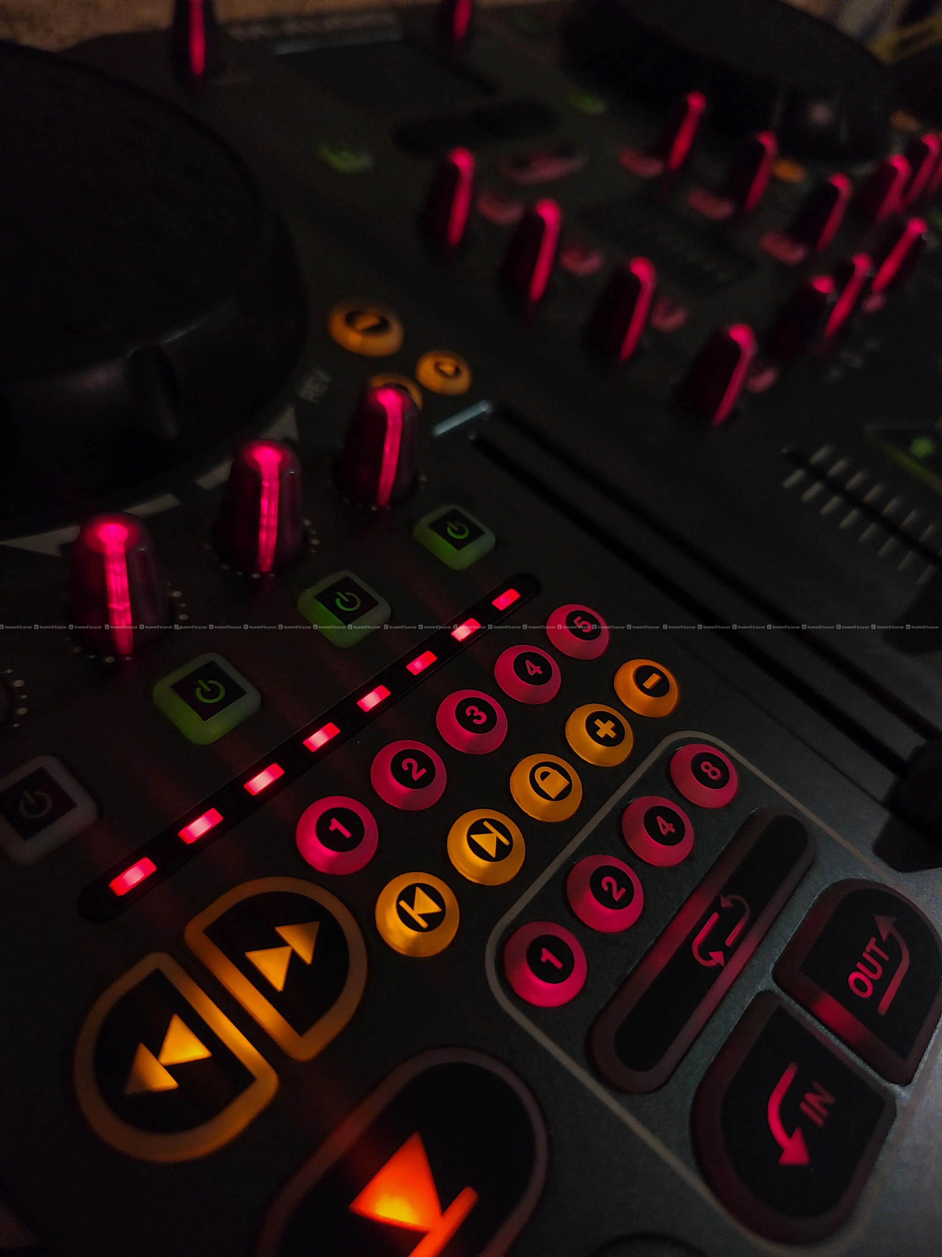 M-Audio Torq Xponent DJ Controller 5