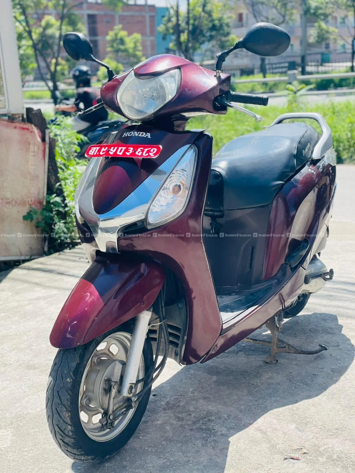 Showroom condition Fresh Aviator scooter on sale 2